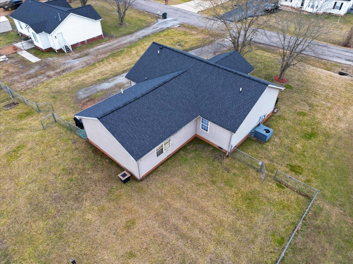 119 April Cir Property Photo 16
