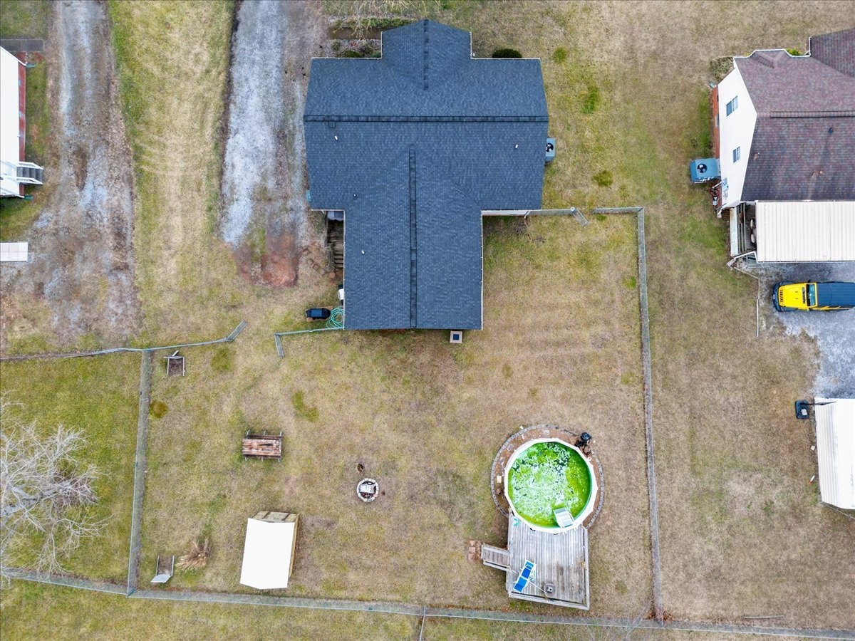 119 April Cir Property Photo 18