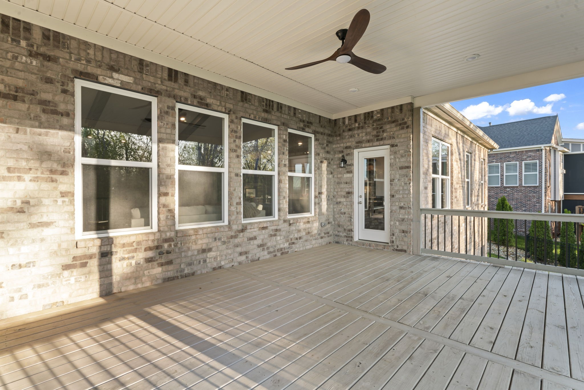 130 Brooksbank Dr Property Photo 39