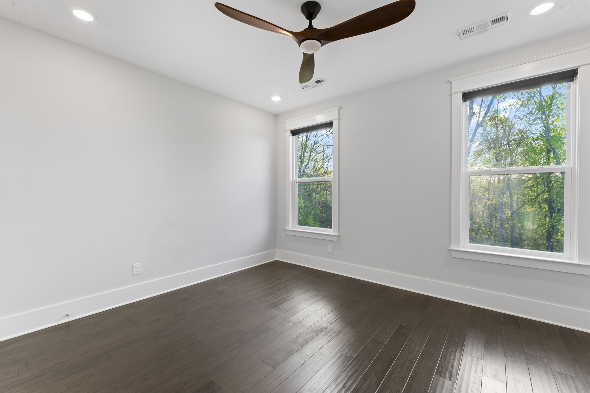 130 Brooksbank Dr Property Photo 43