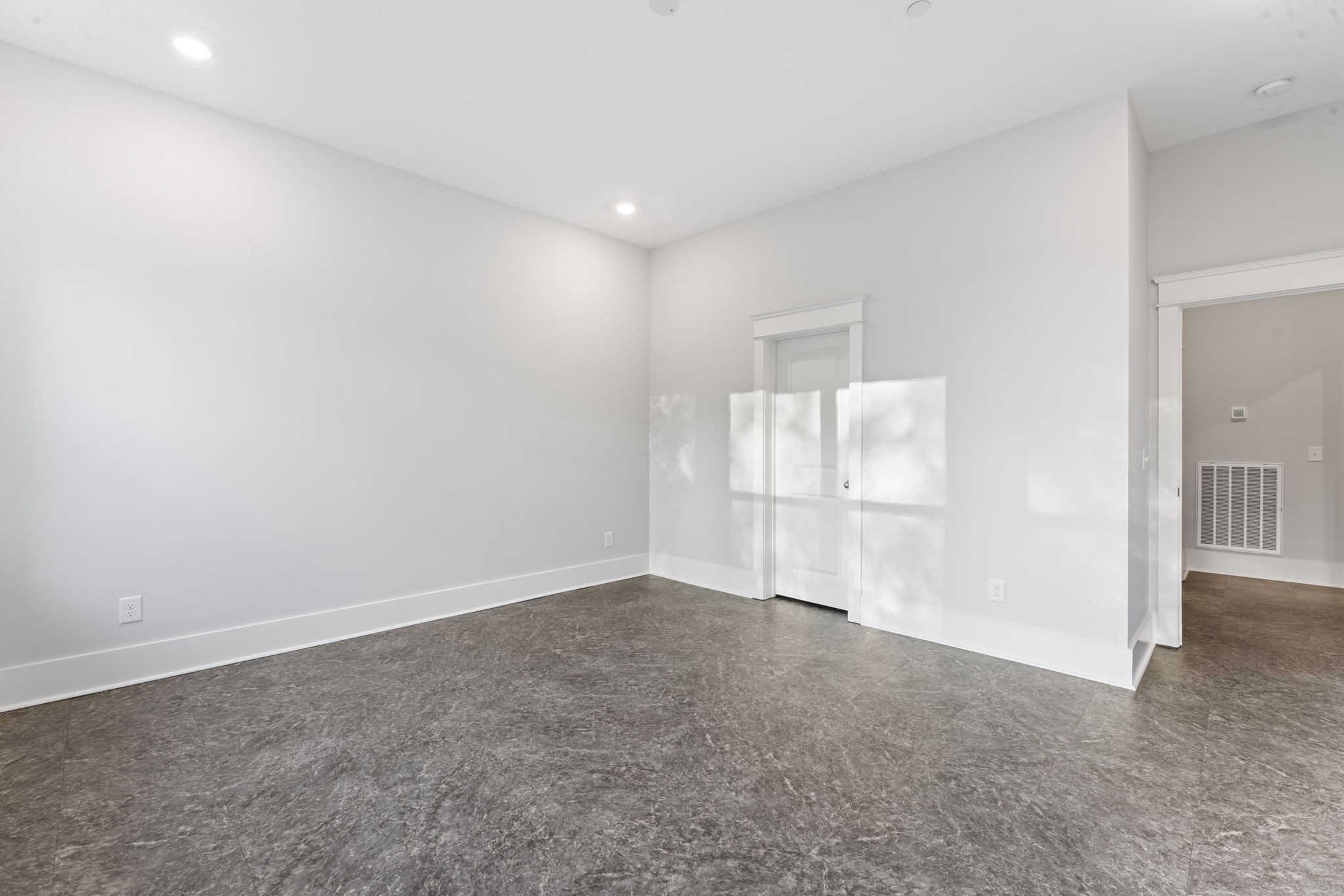 130 Brooksbank Dr Property Photo 64