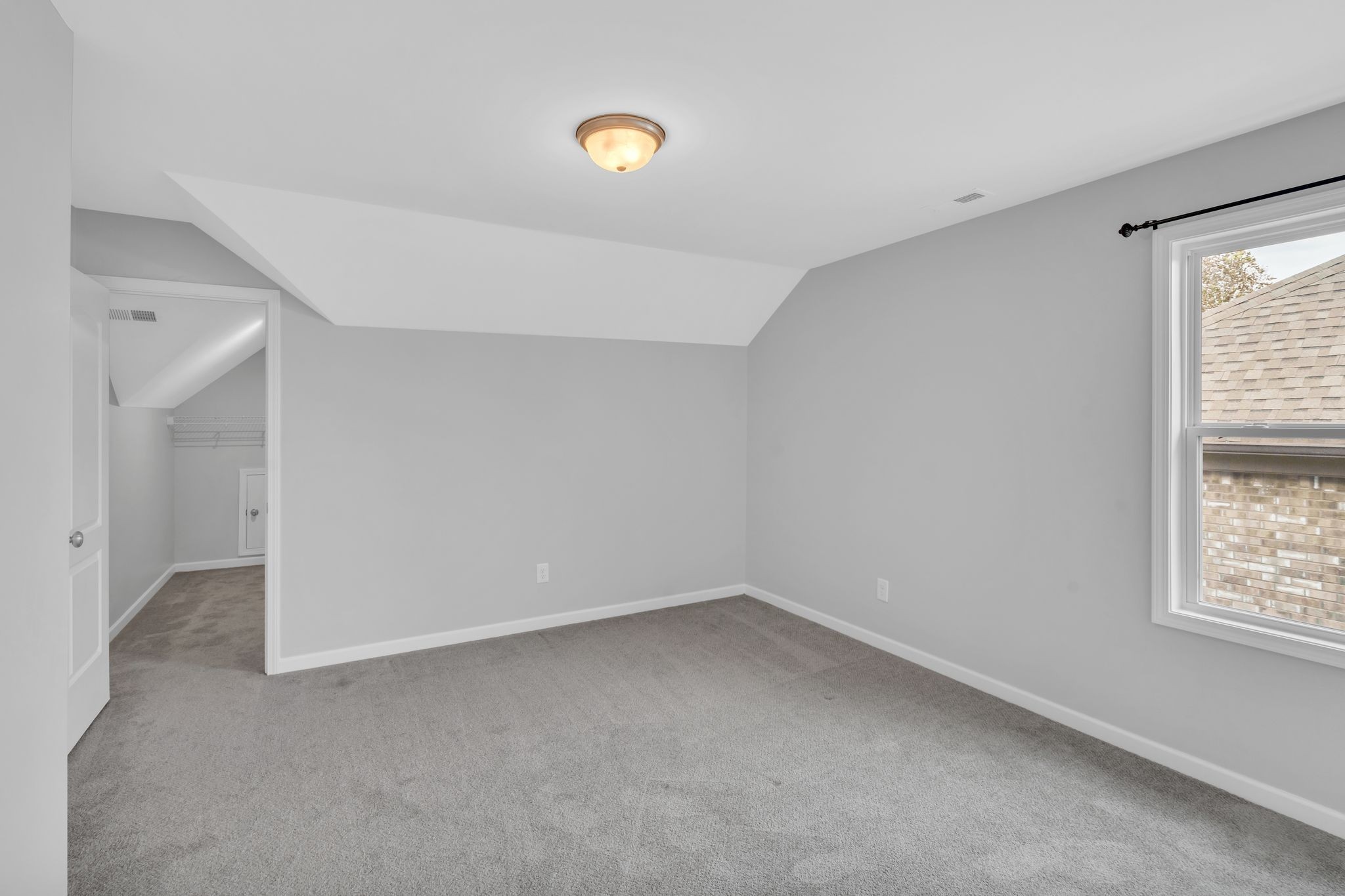 996 Golf Club Ln E Property Photo 45