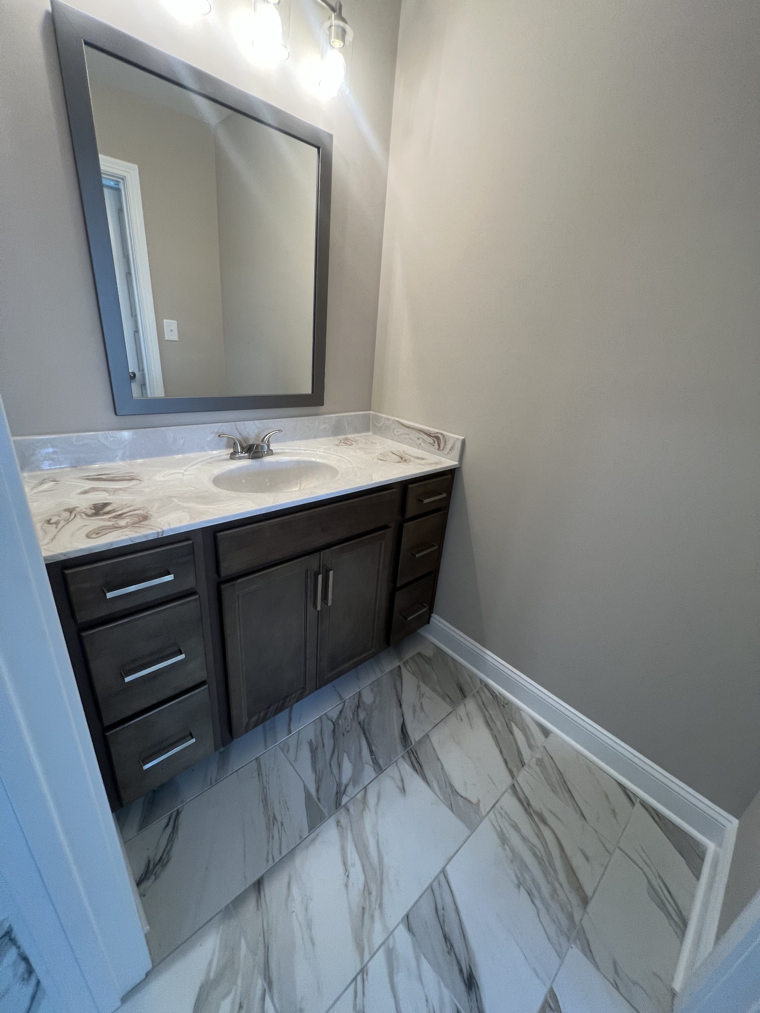 1292 Archwood Dr Property Photo 23
