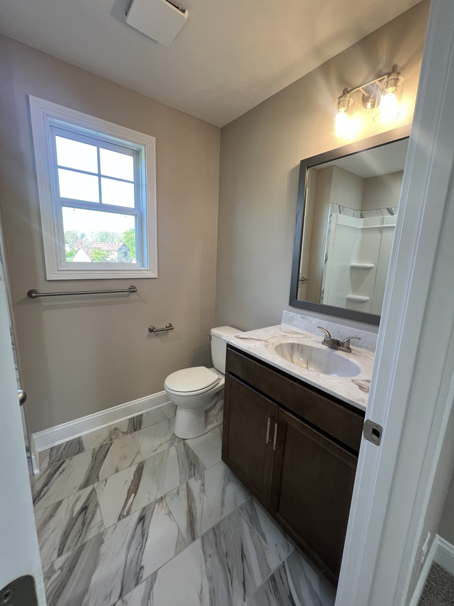 1292 Archwood Dr Property Photo 32