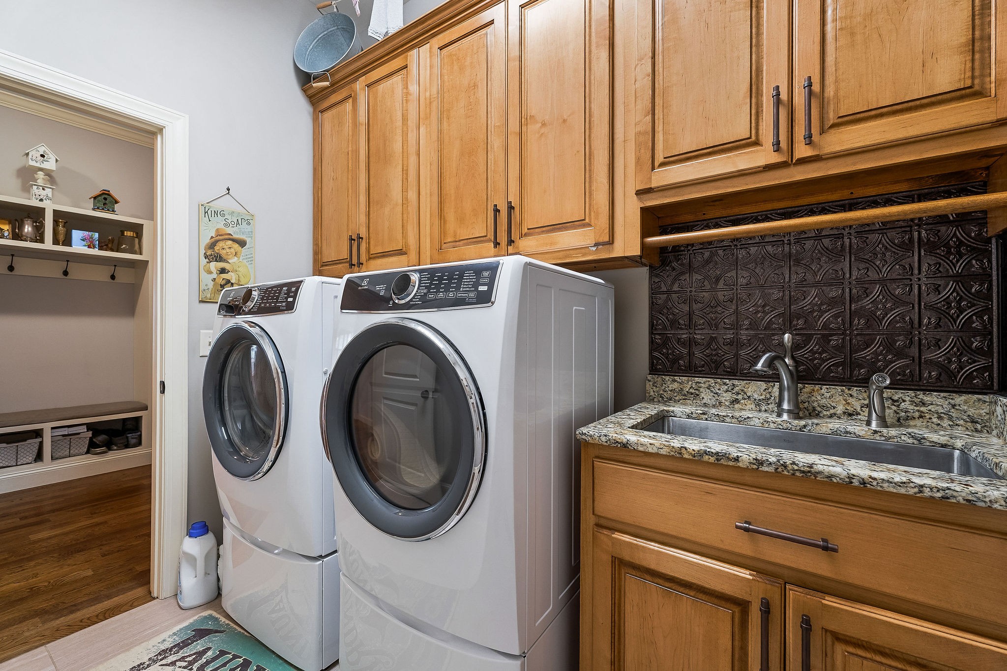 1647 Bob Bullock Rd Property Photo 12