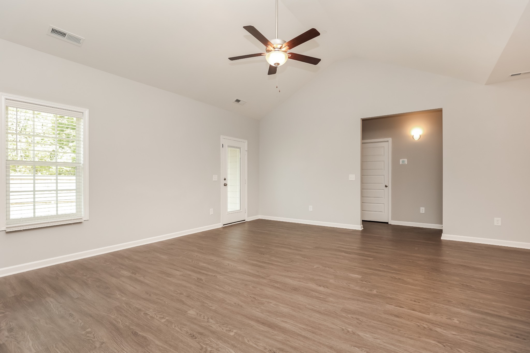 1406 Pipeline Ave Property Photo 2