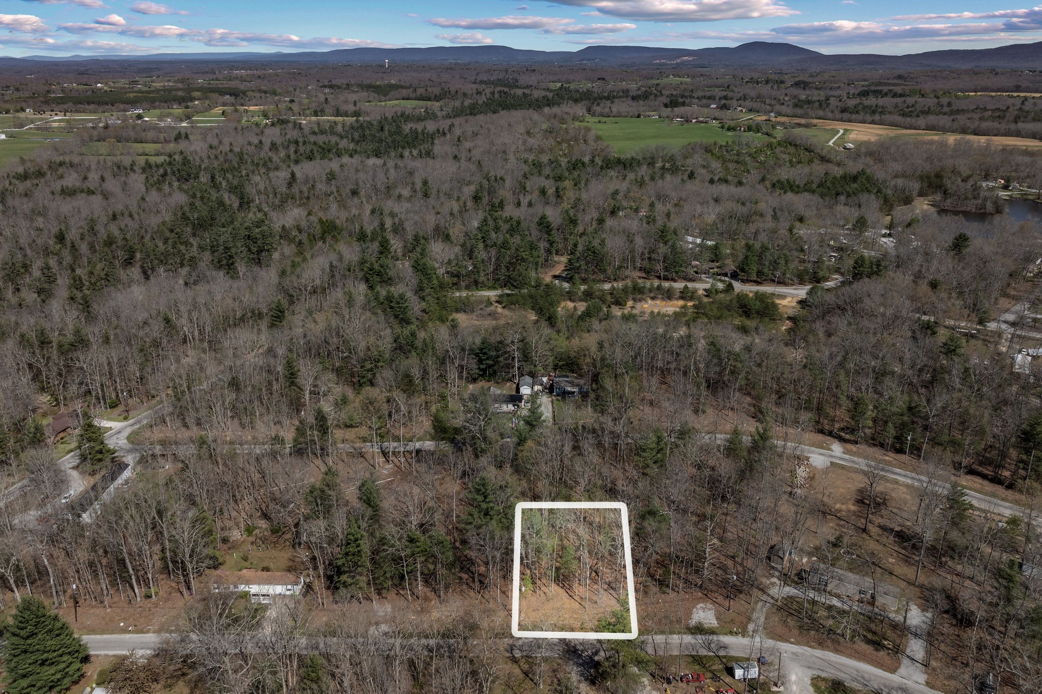 6054 Loch Loosa Dr Property Photo 1