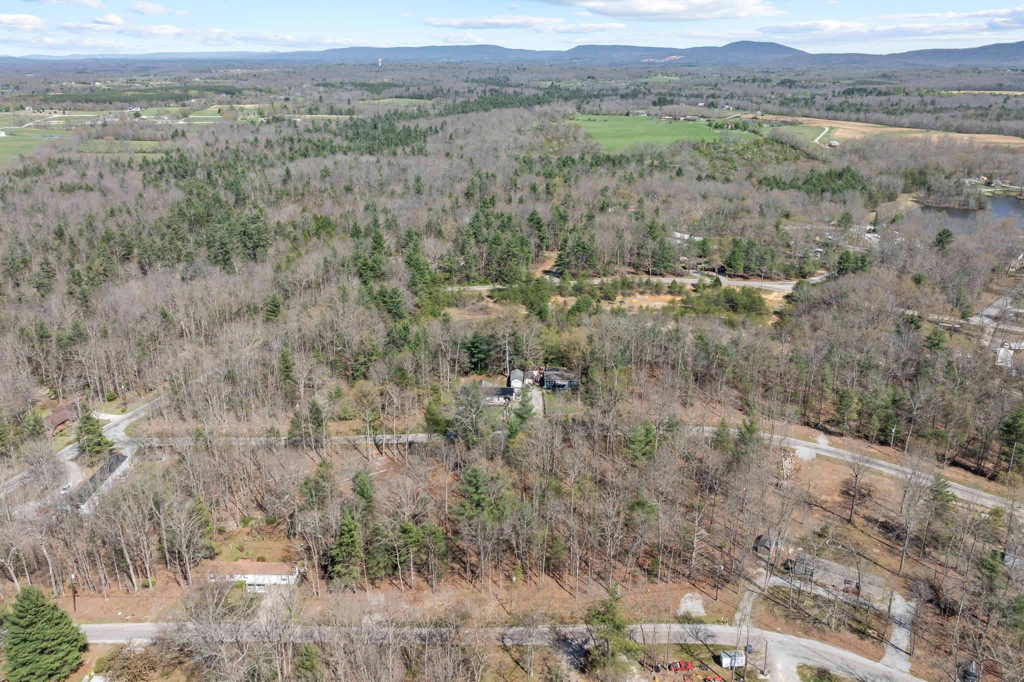 6054 Loch Loosa Dr Property Photo 2