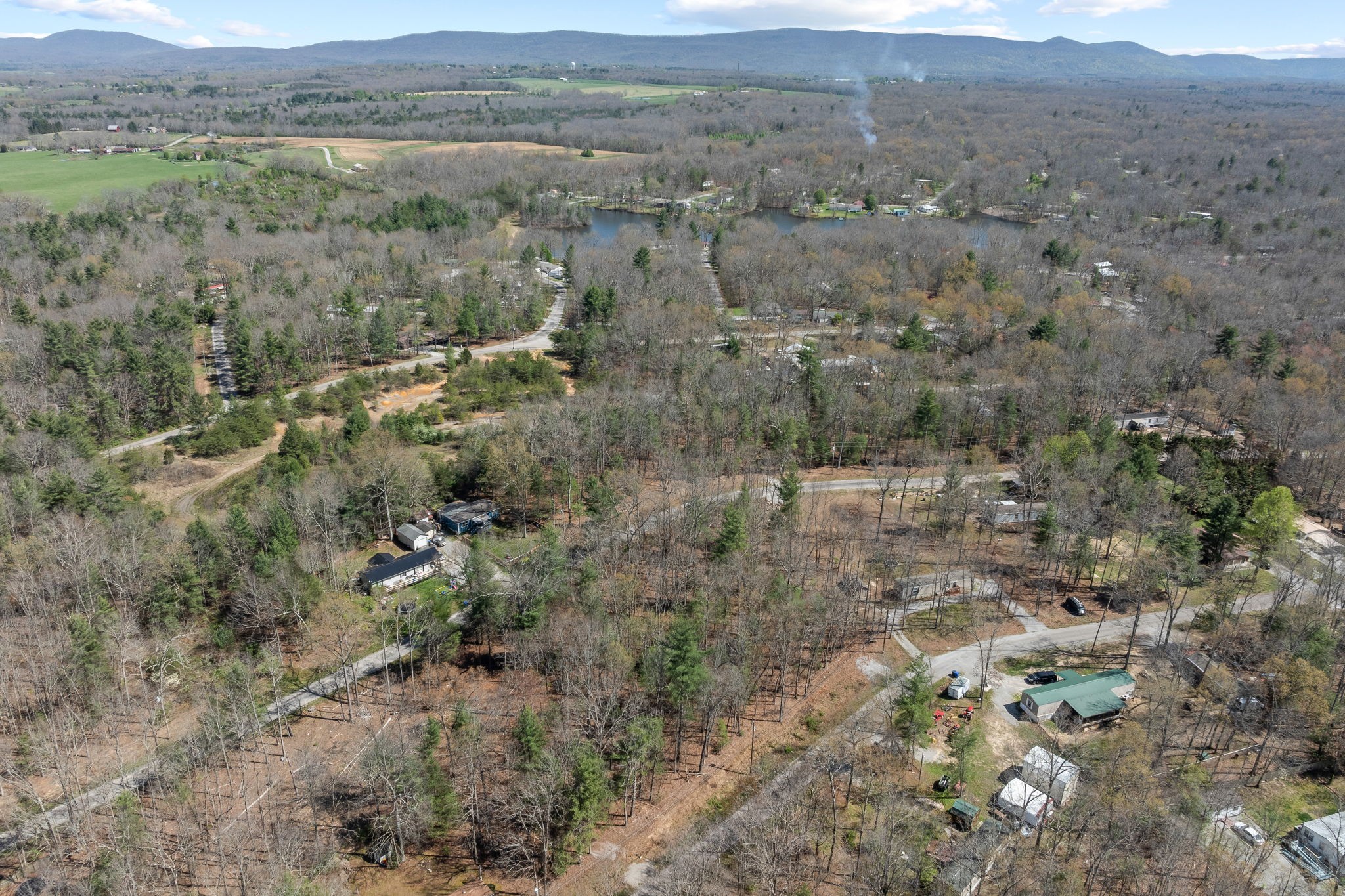 6054 Loch Loosa Dr Property Photo 4