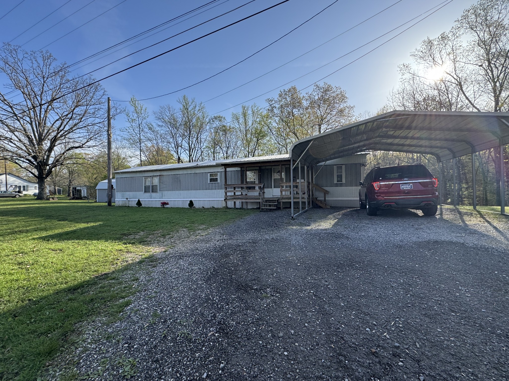 1090 The Trace Property Photo