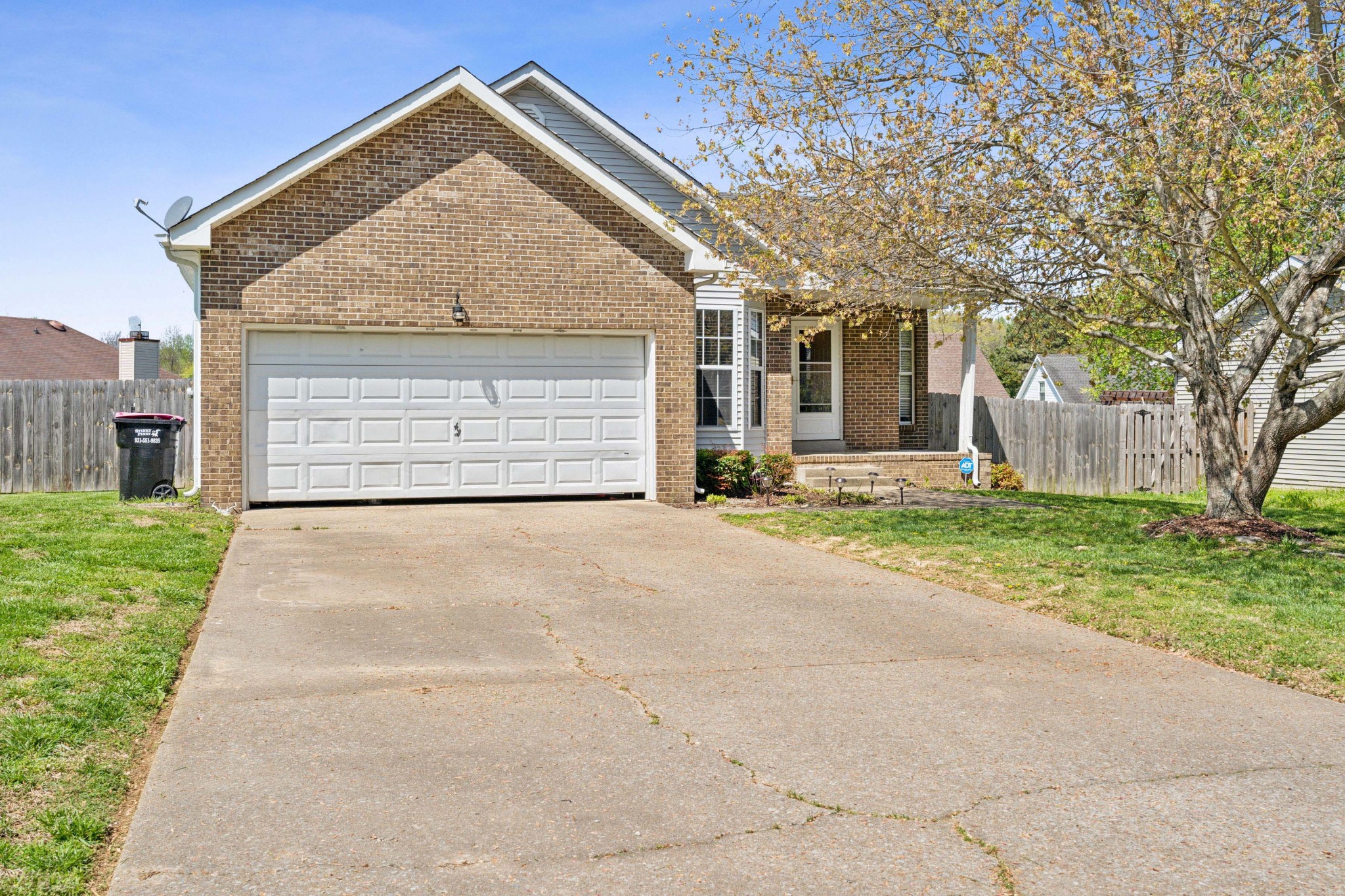 238 Kathleen Ct Property Photo