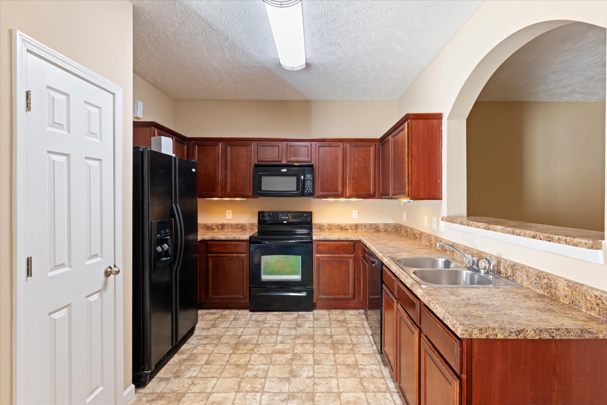 1126 Thorncrest Rd Property Photo 12