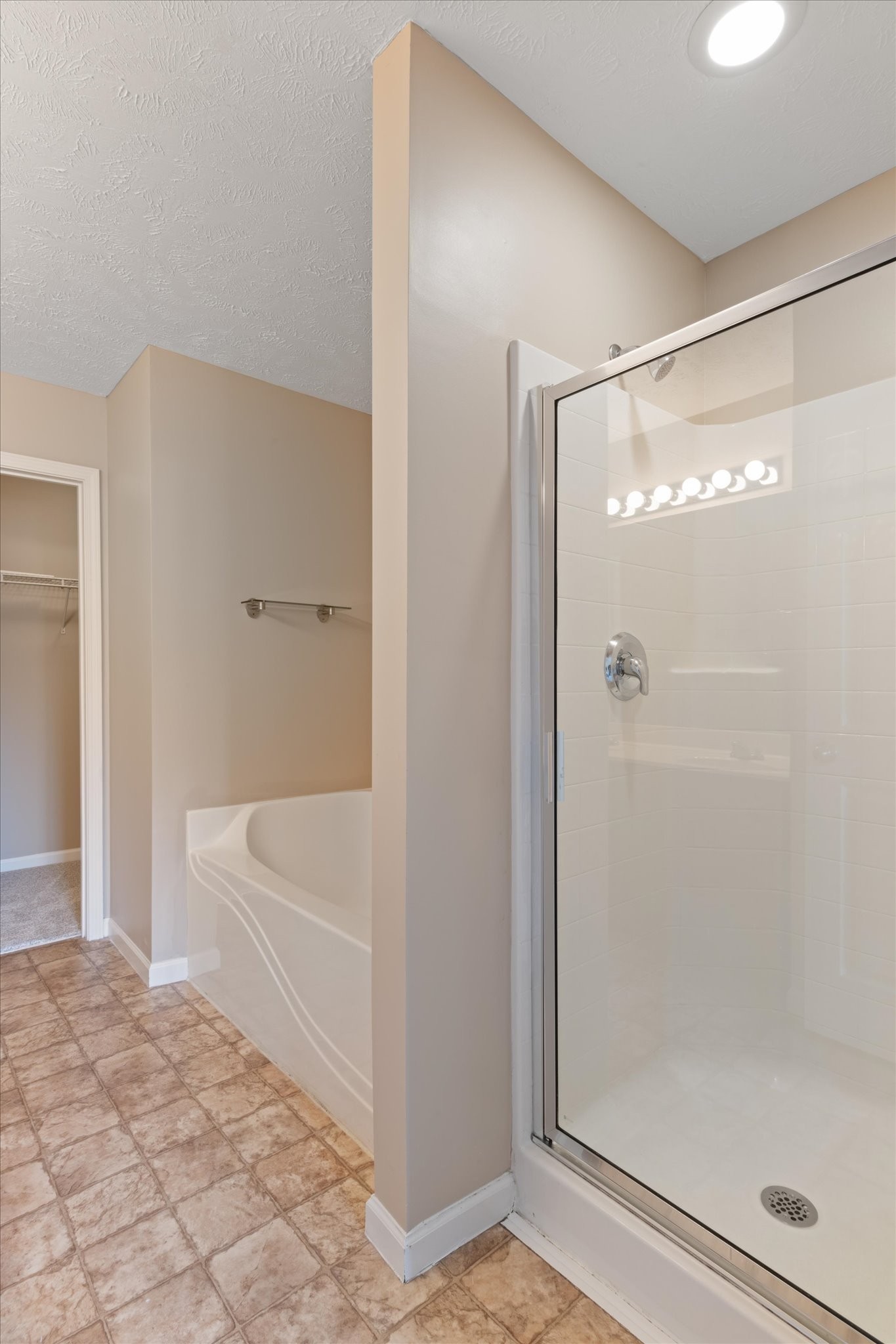 1126 Thorncrest Rd Property Photo 19