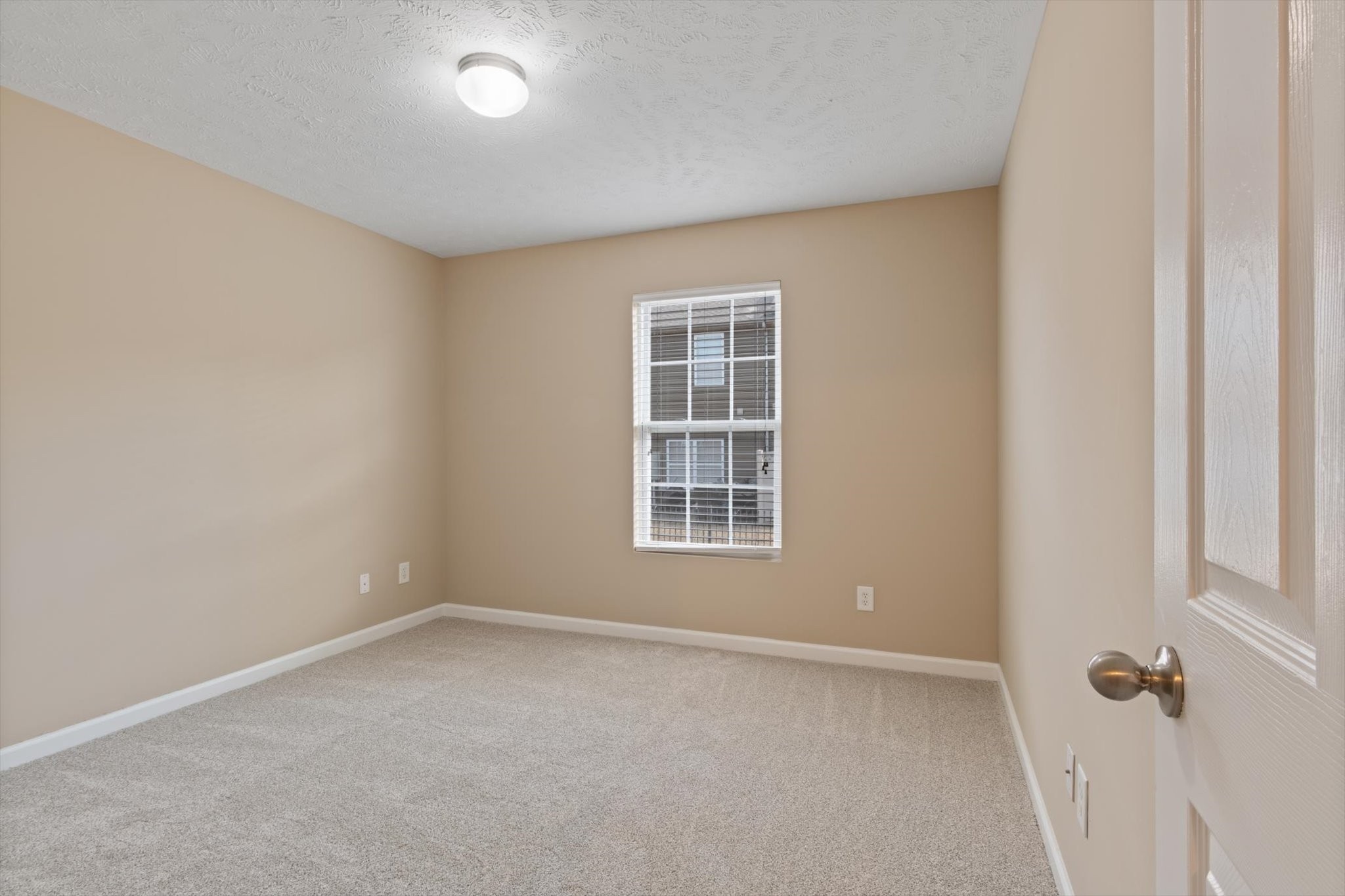 1126 Thorncrest Rd Property Photo 21