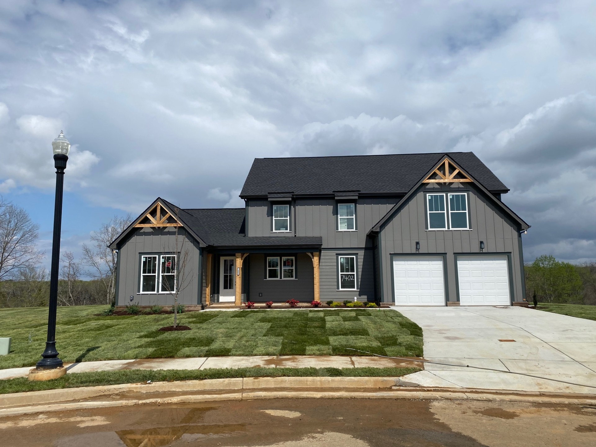 7402 Black Fox Dr Property Photo