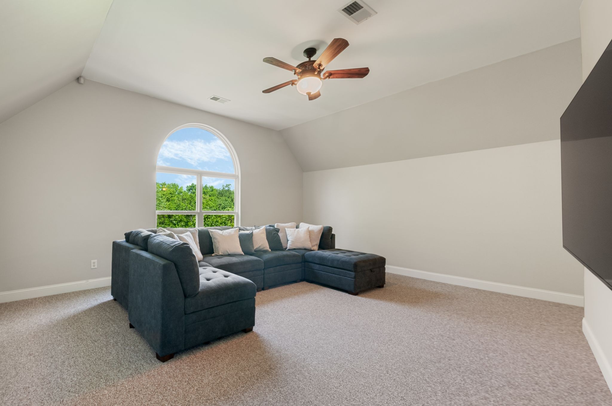 545 Summit Oaks Ct Property Photo 45