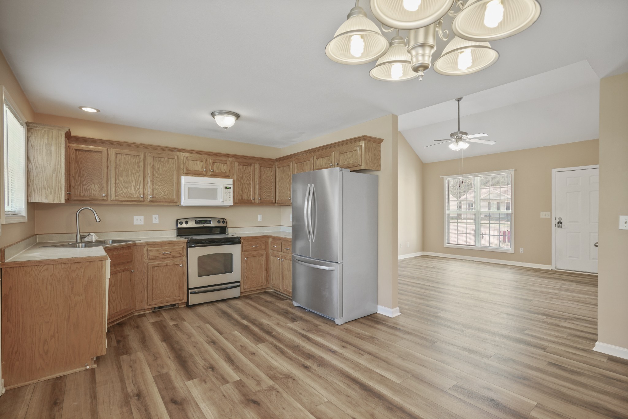 2980 Core Dr Property Photo 9