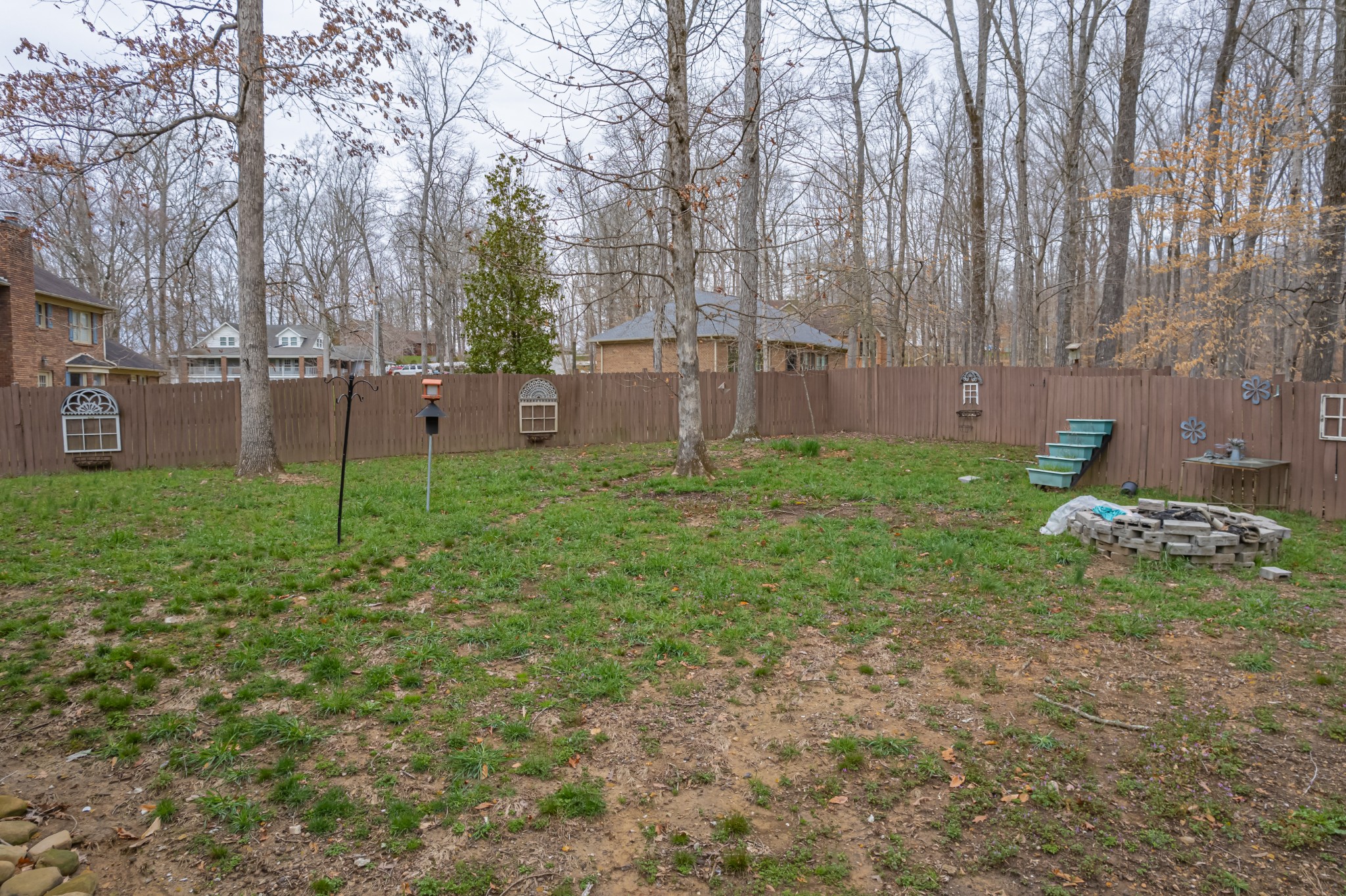 550 Laurel Crown Rd Property Photo 9