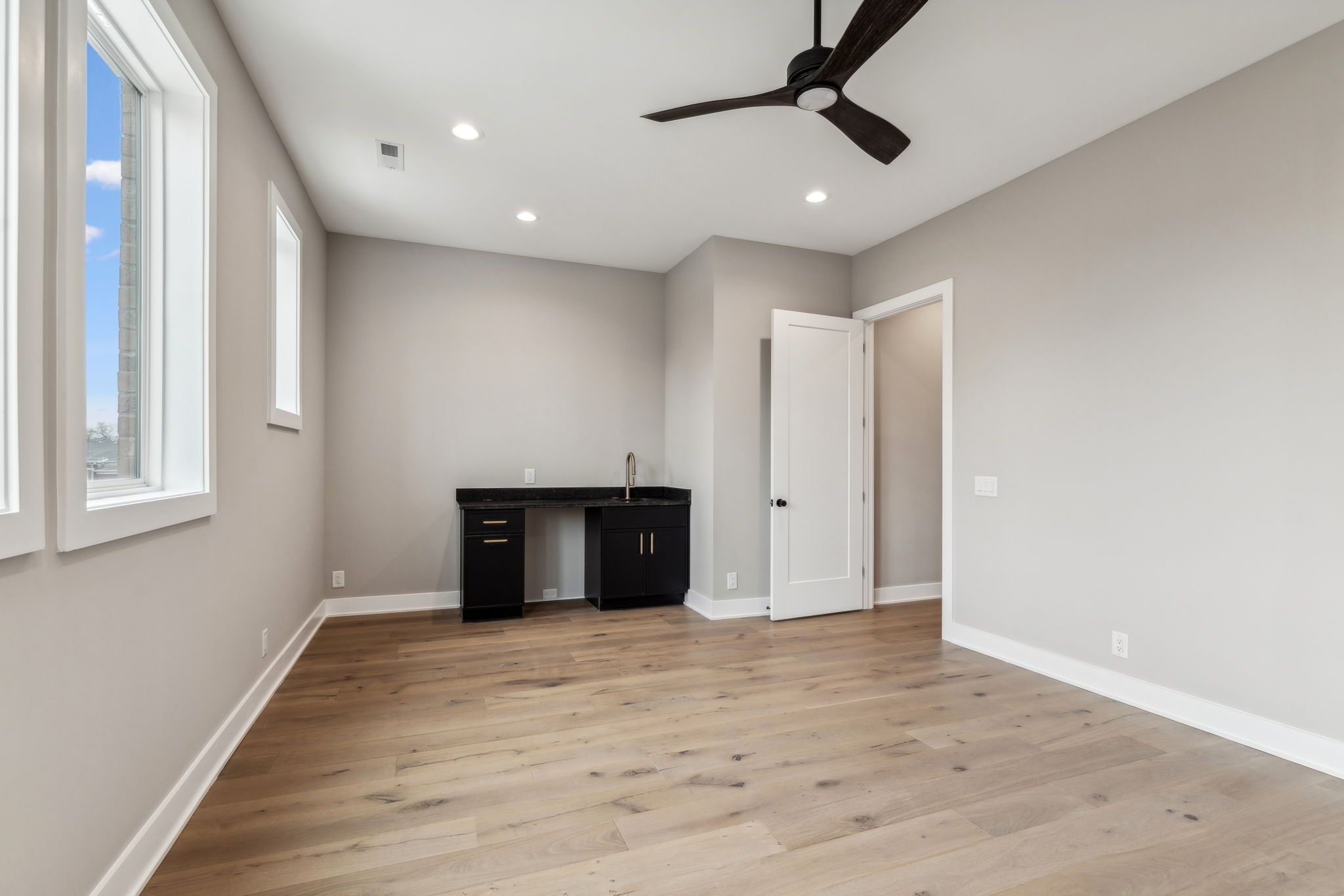 3207d Long Blvd Property Photo 40