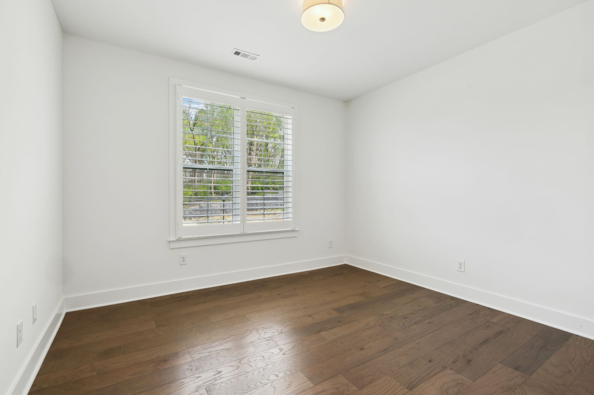 112 Shadow Springs Dr Property Photo 45