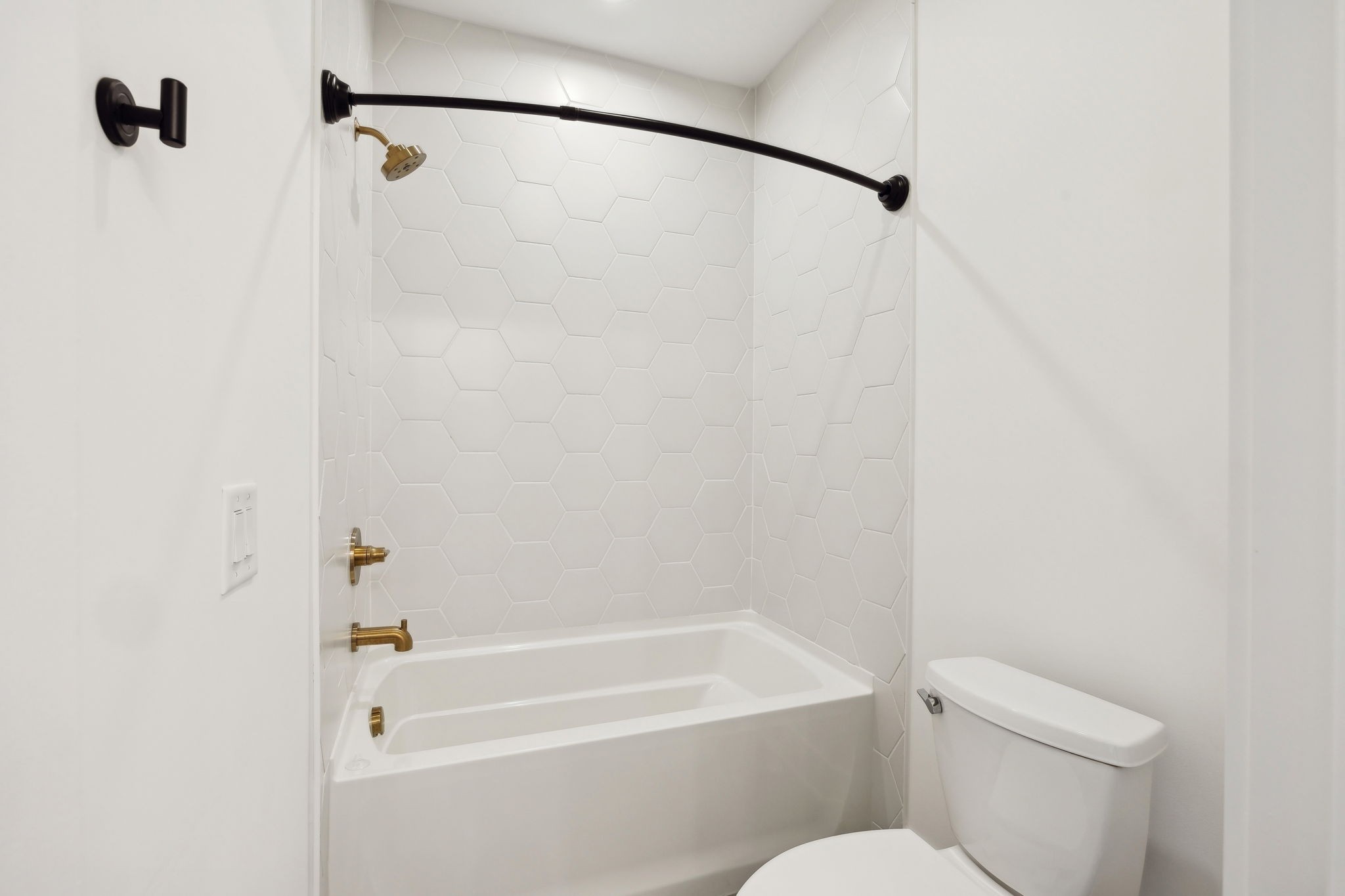 112 Shadow Springs Dr Property Photo 49