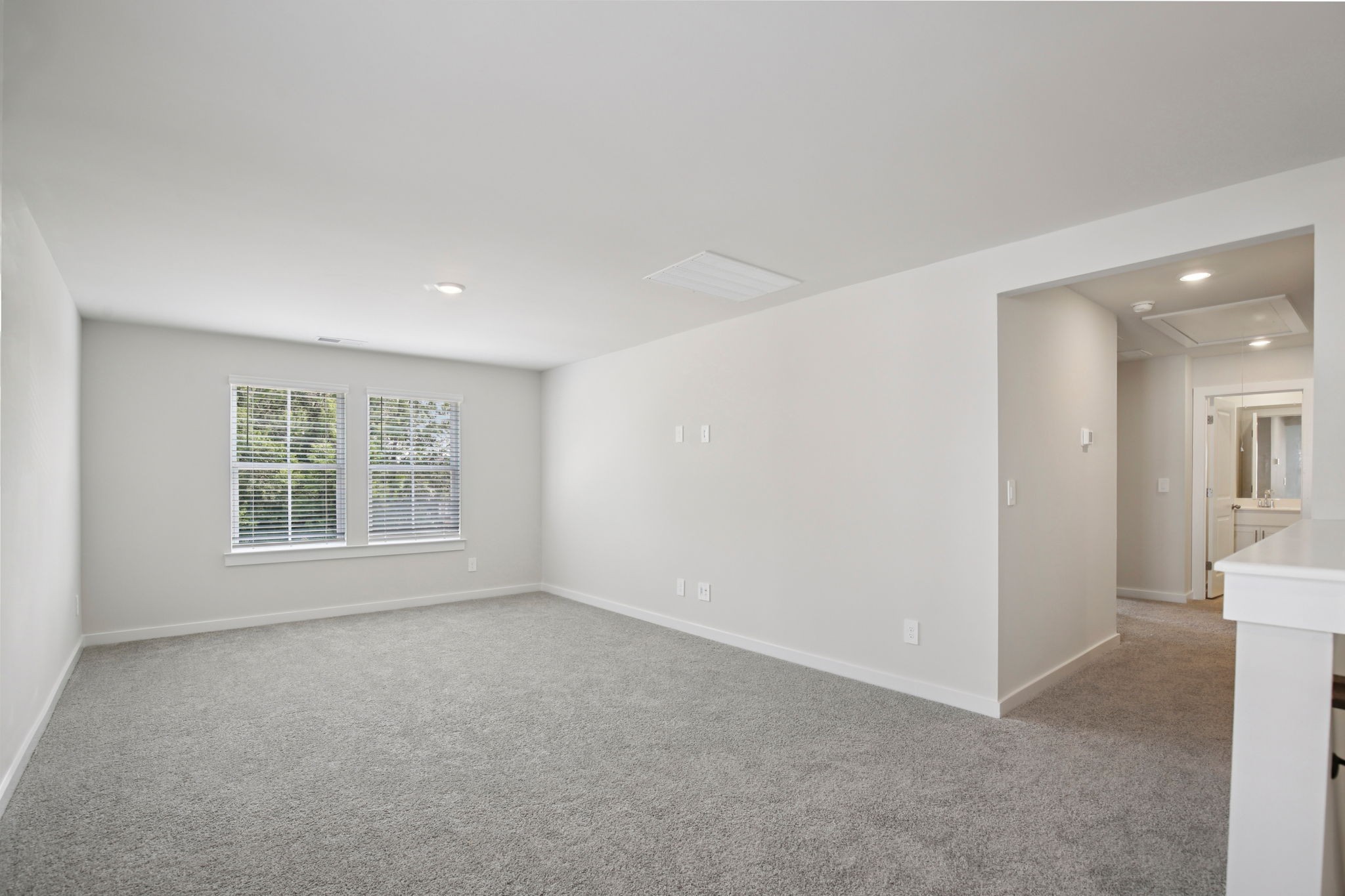 7257 Legacy Dr Property Photo 26