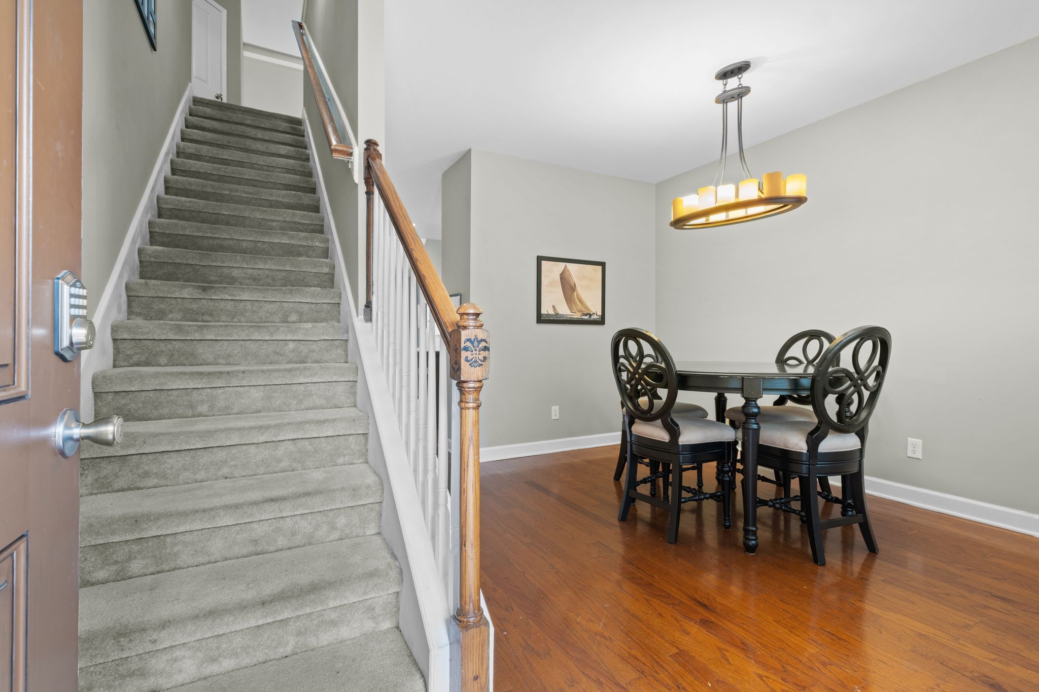 521 Griffin Cir Property Photo 4