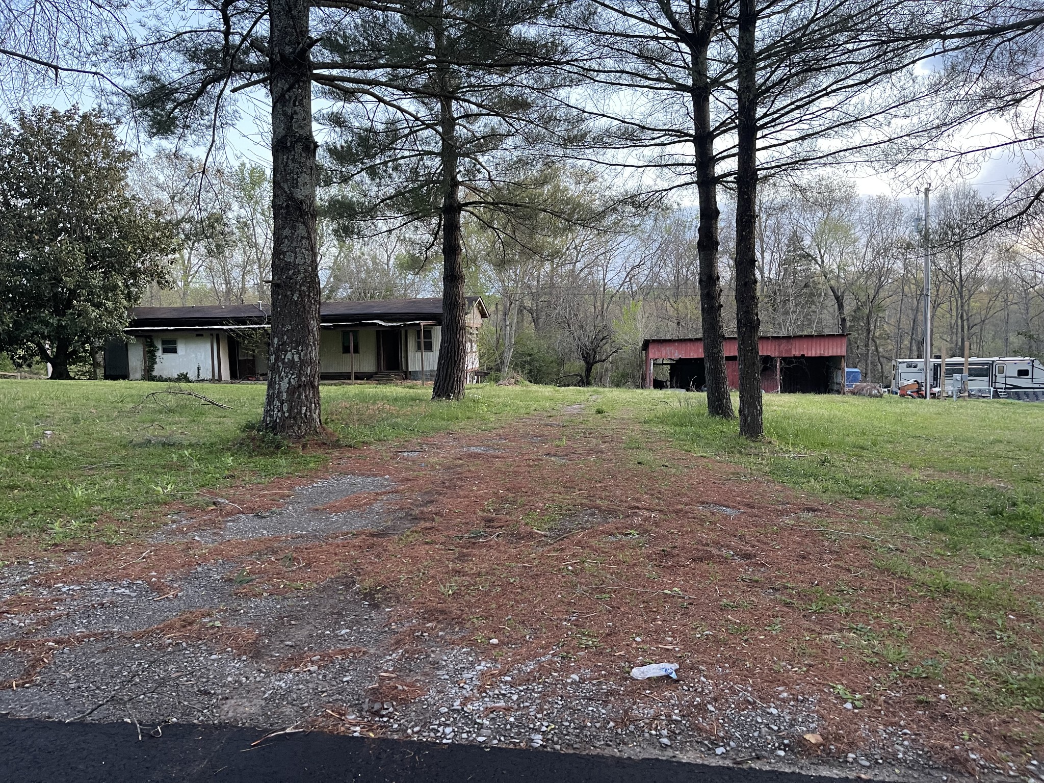 1328 Edmenson Rd Property Photo 1
