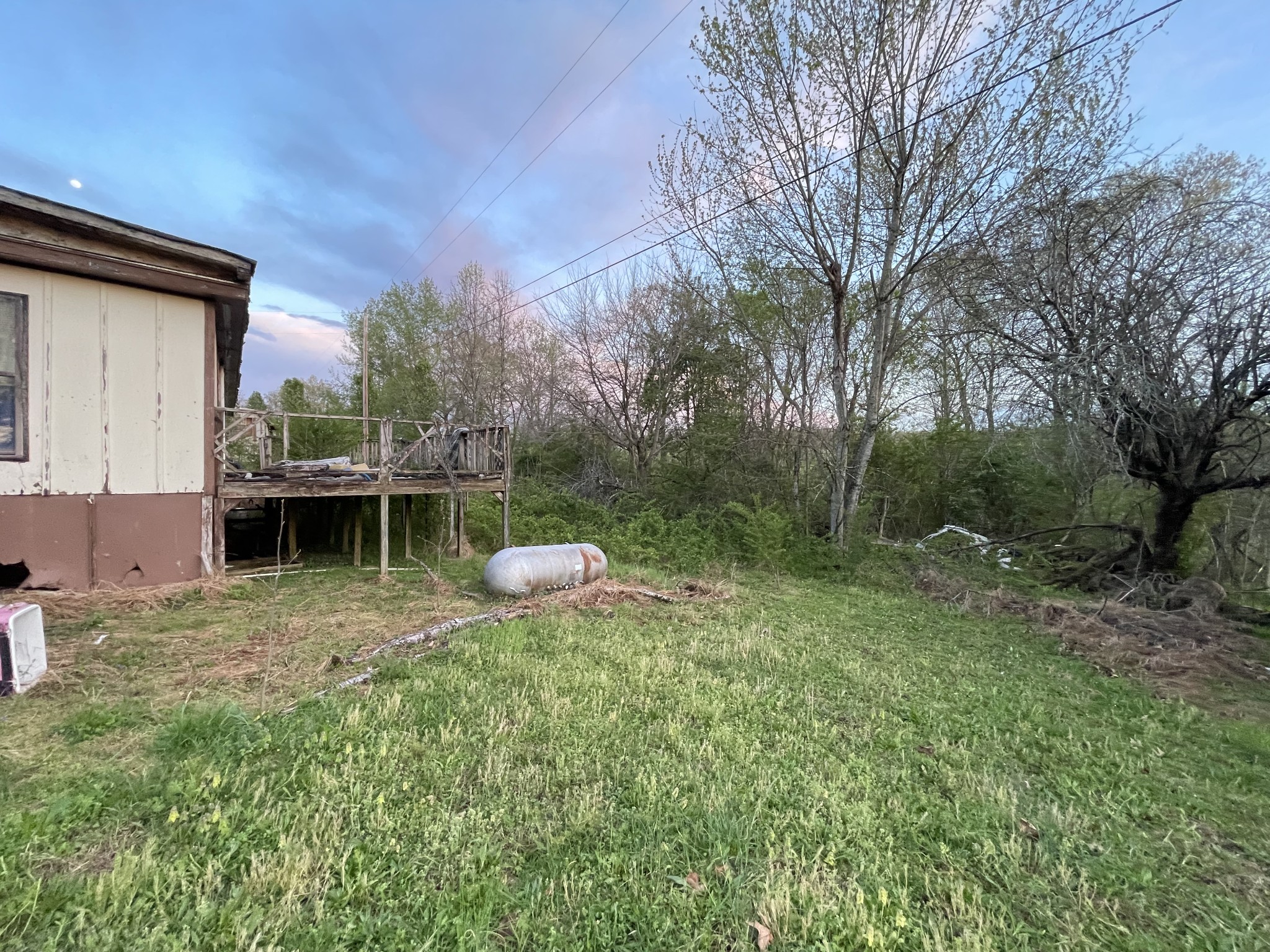 1328 Edmenson Rd Property Photo 6
