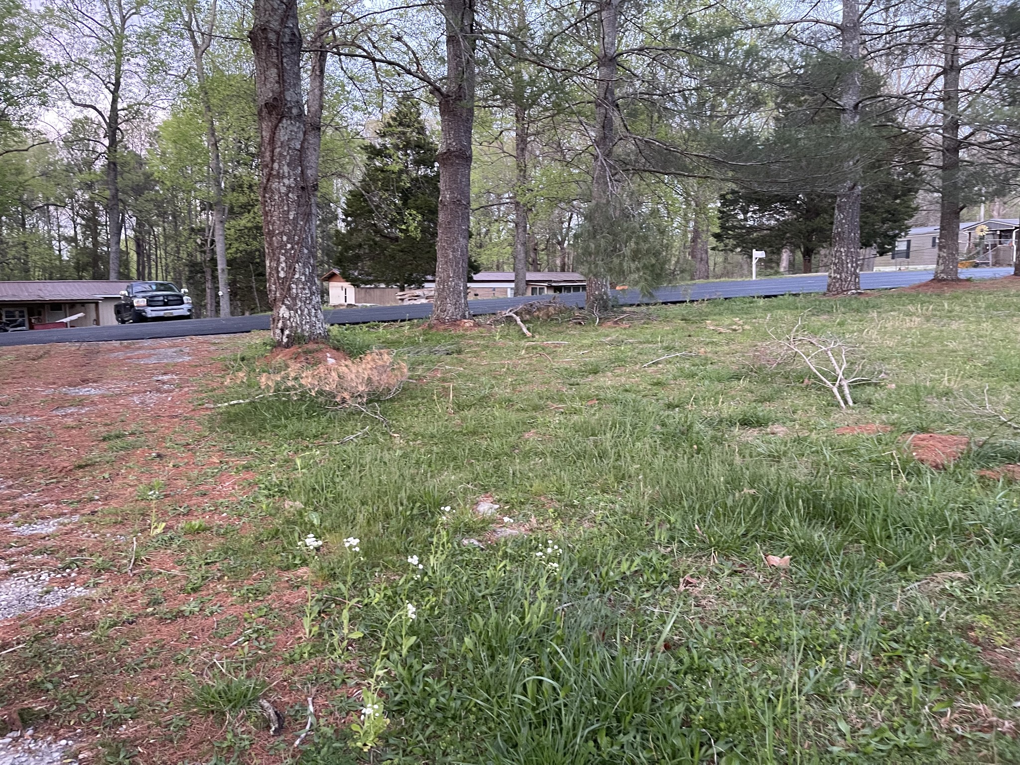 1328 Edmenson Rd Property Photo 9