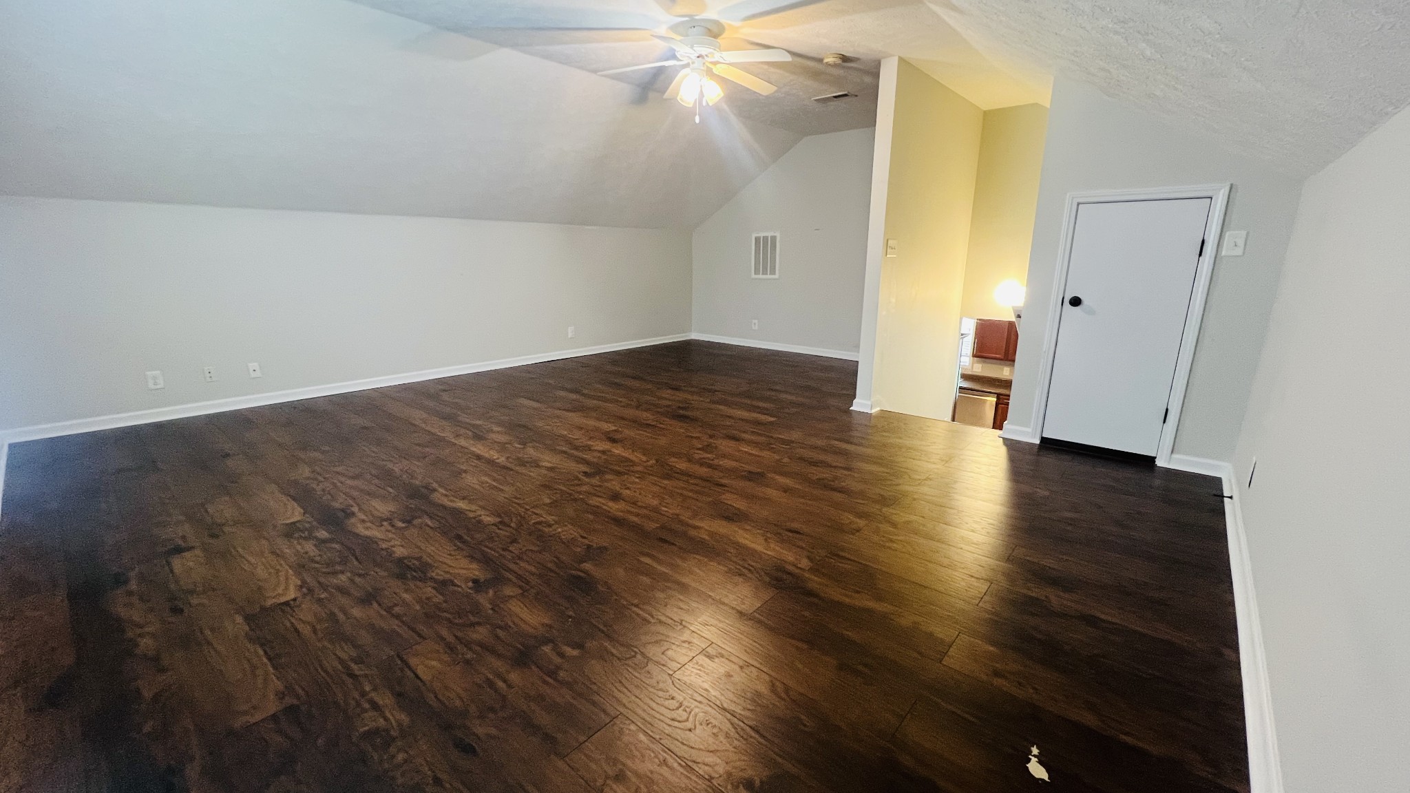 1525 Apache Way Property Photo 14