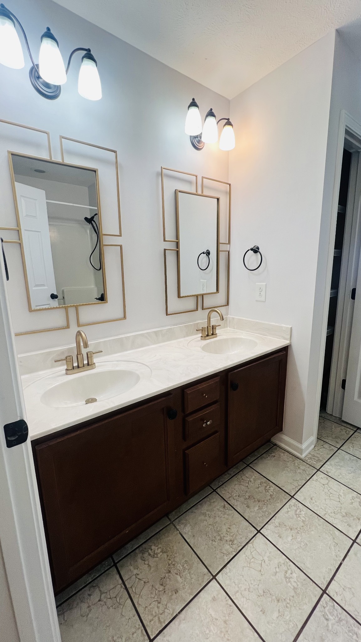 1525 Apache Way Property Photo 18