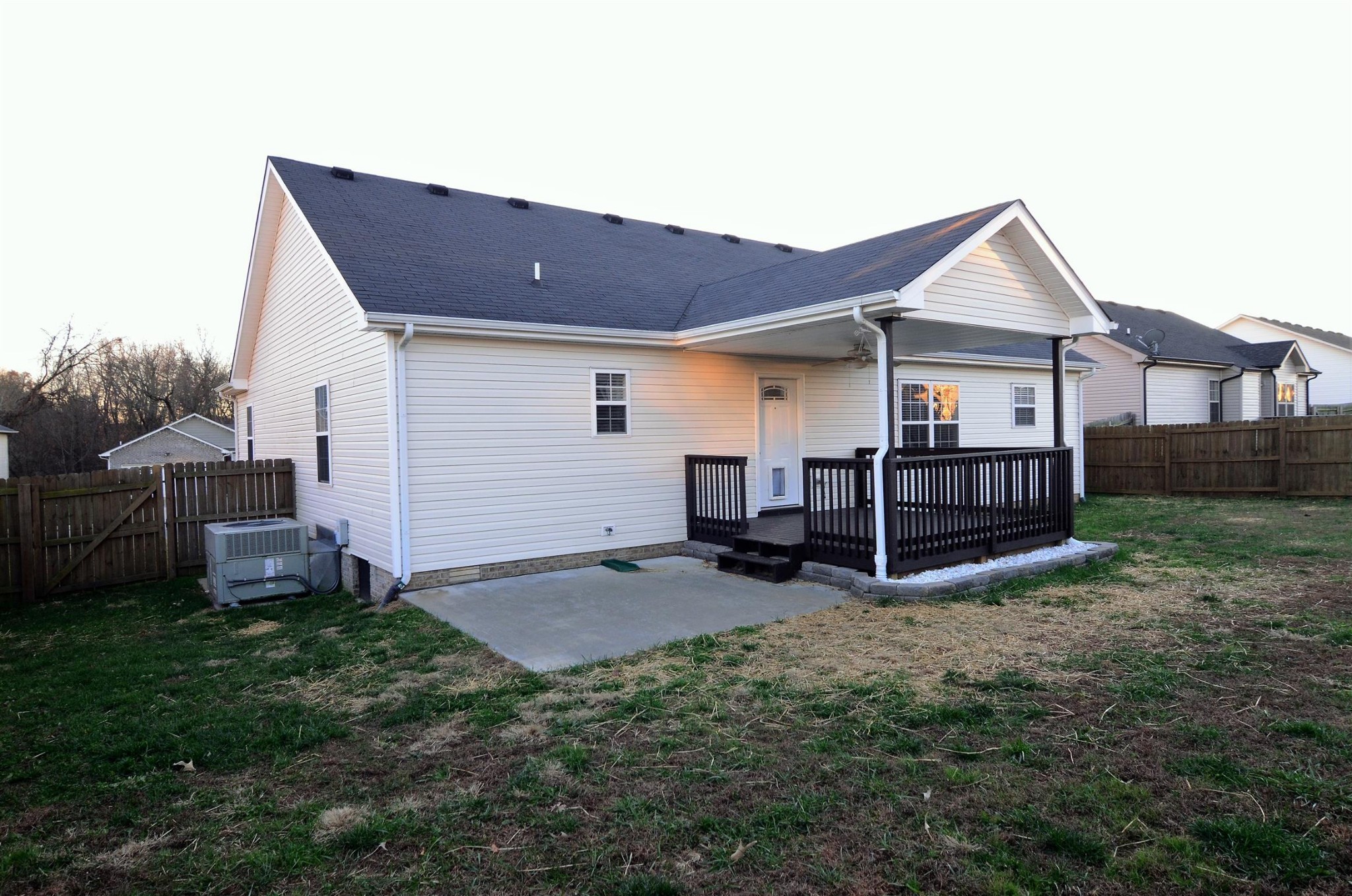 1525 Apache Way Property Photo 33
