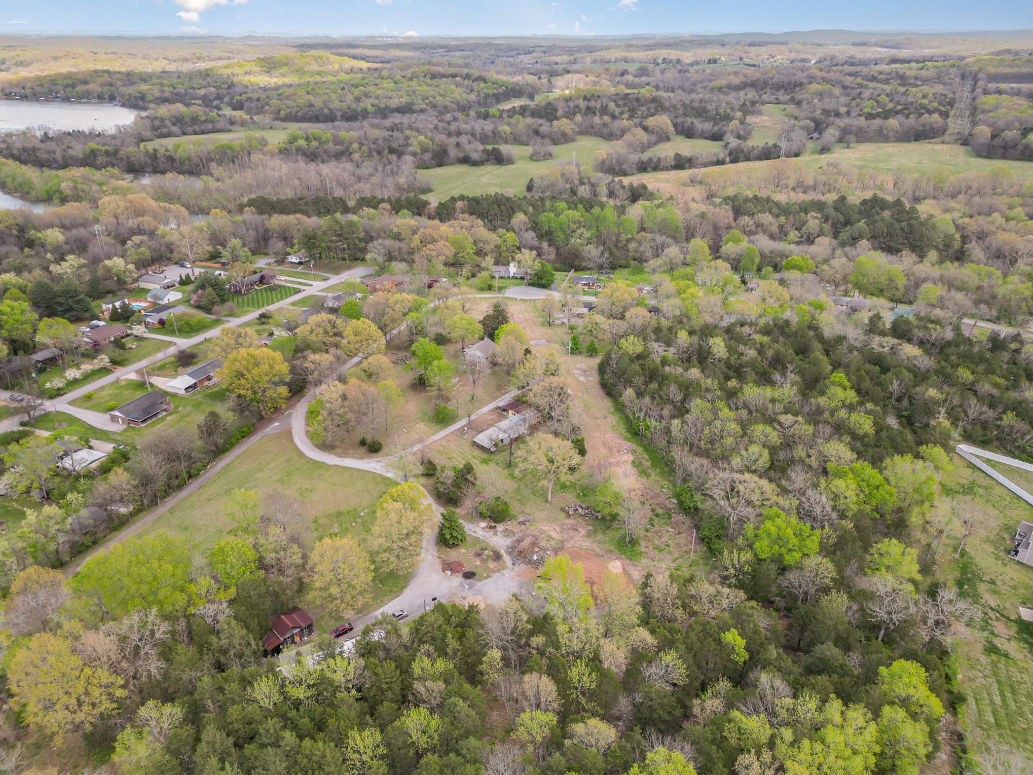 420 Spring Valley Dr Property Photo 1