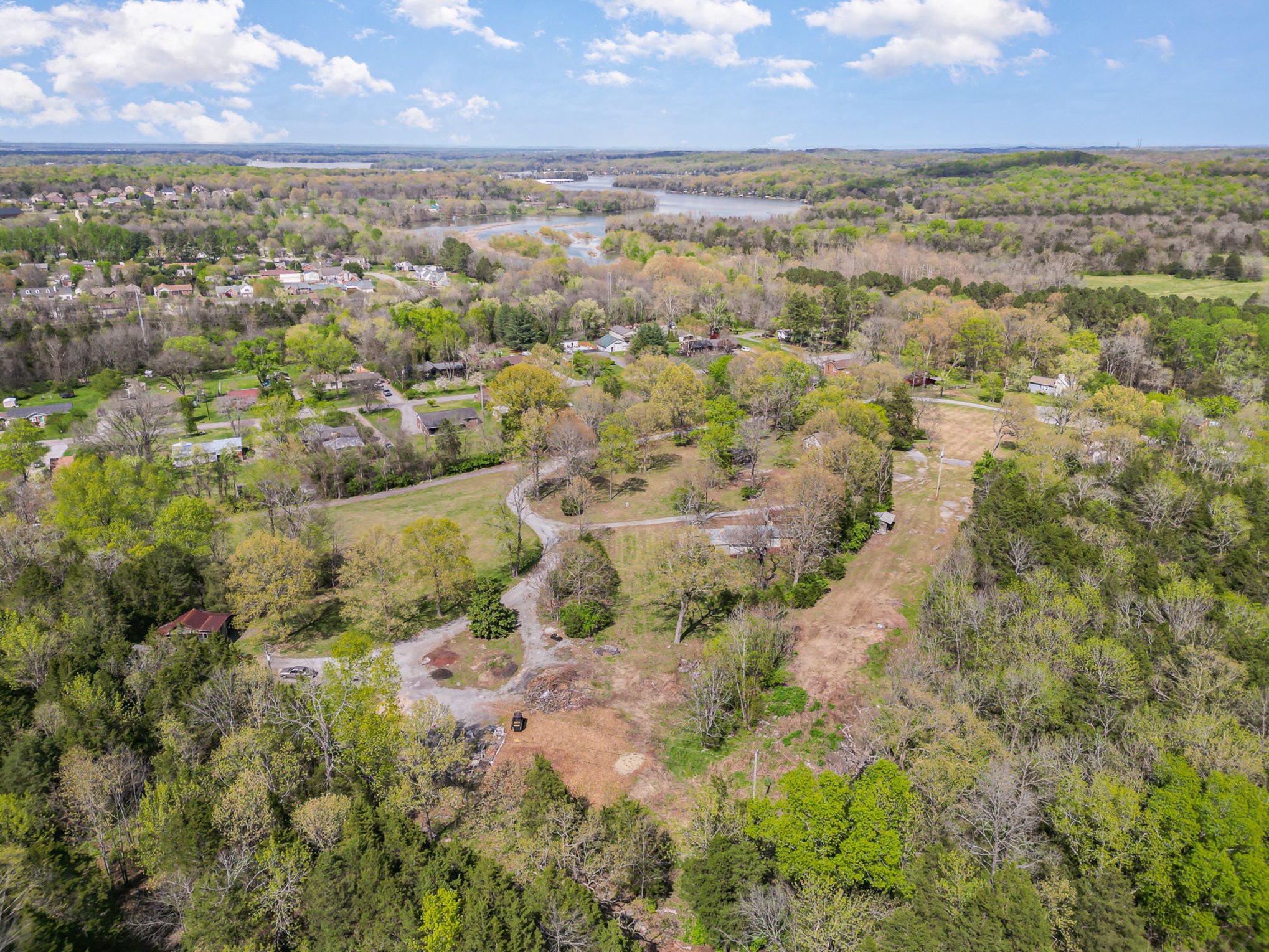 420 Spring Valley Dr Property Photo 14