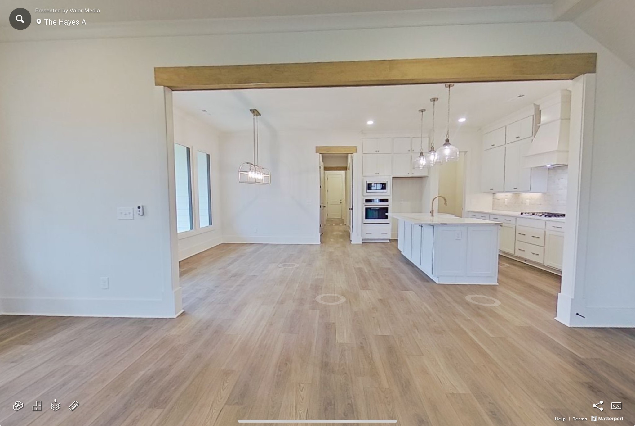 307 Deep Creek Drive Property Photo 4