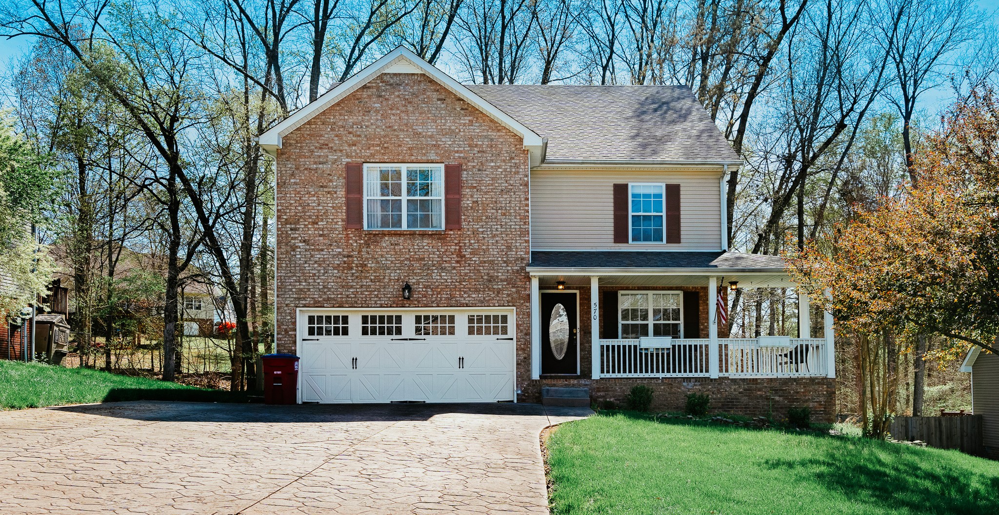 570 Winding Bluff Way Property Photo