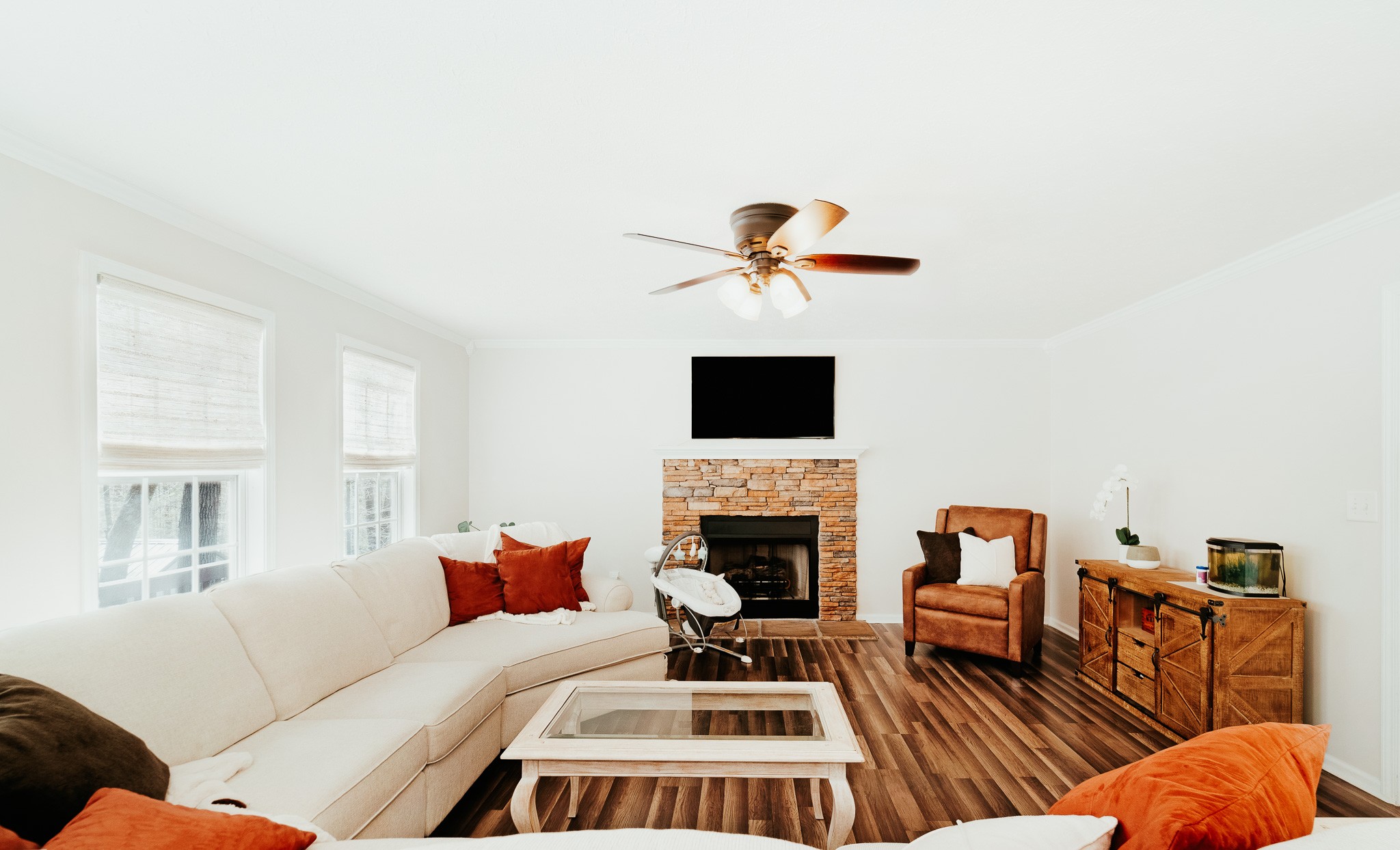 570 Winding Bluff Way Property Photo 1