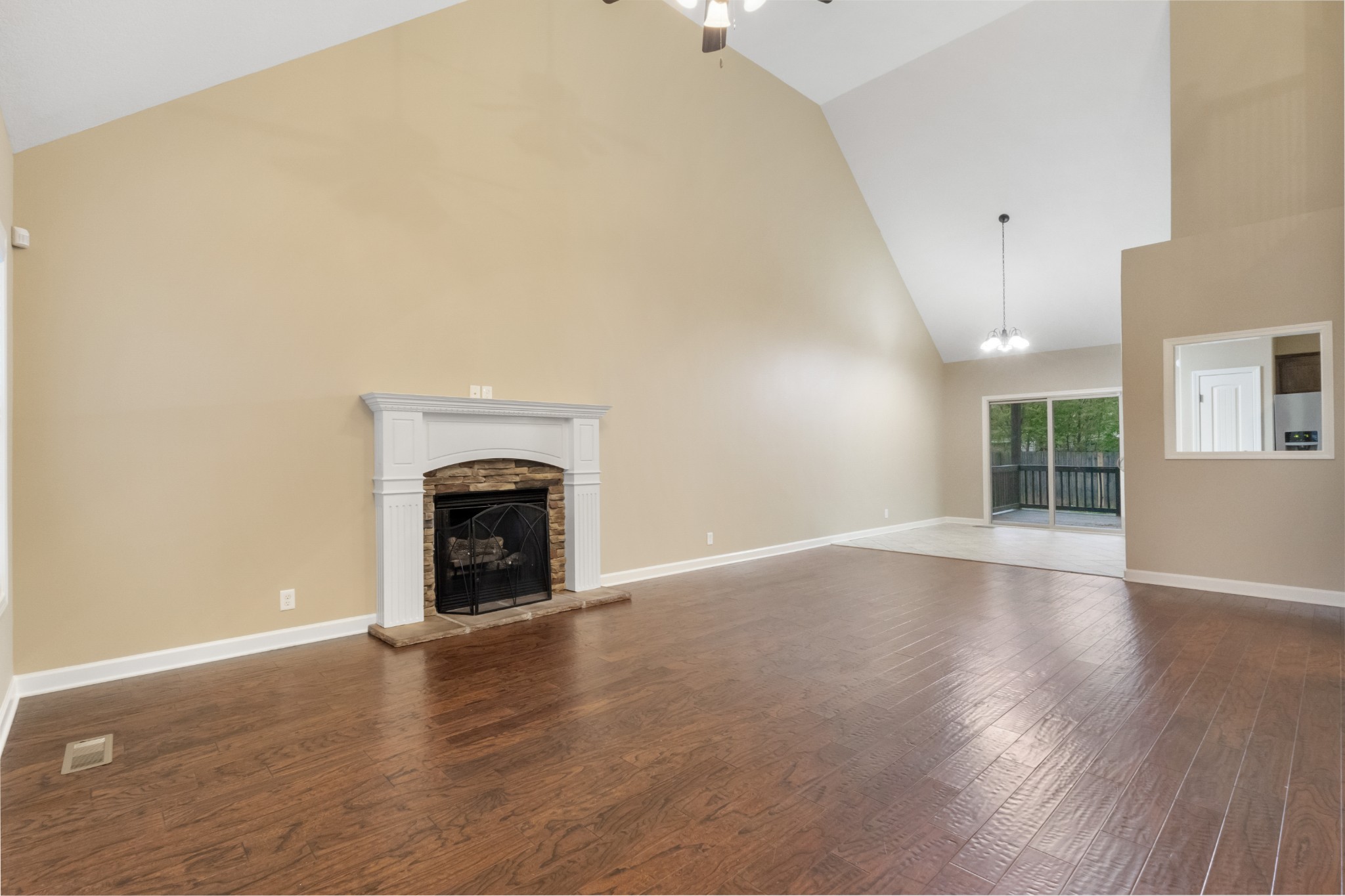 3715 Windhaven Ct Property Photo 10