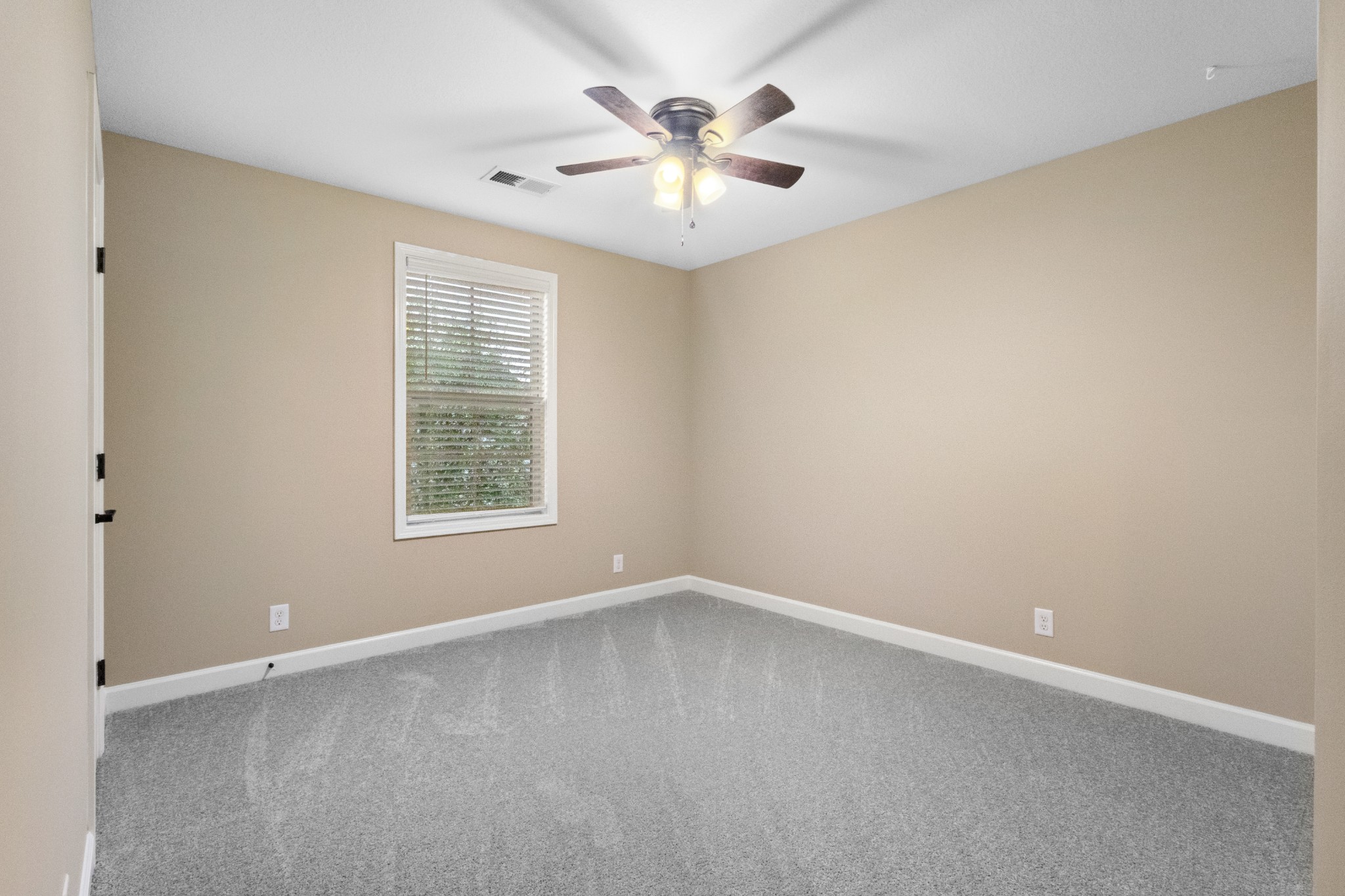 3715 Windhaven Ct Property Photo 22