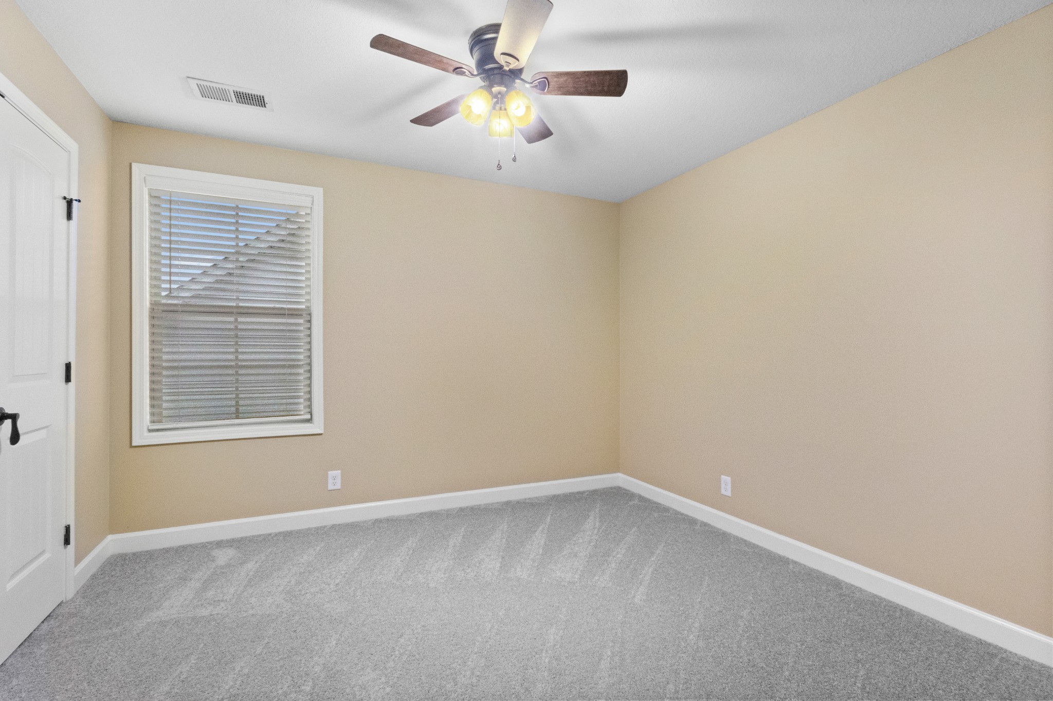 3715 Windhaven Ct Property Photo 23