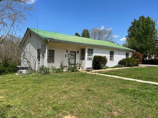 176 Felts Rd Property Photo