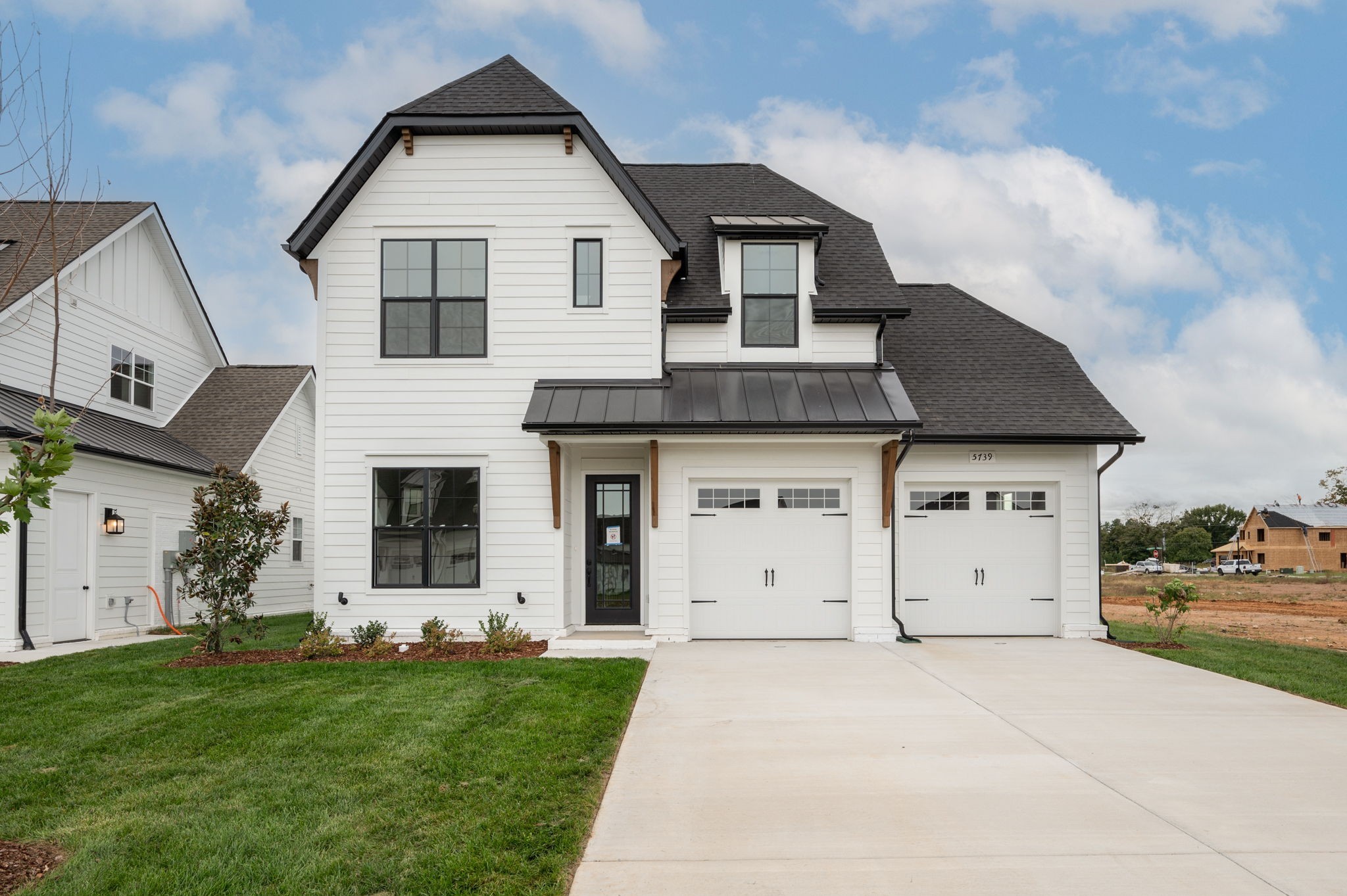 5739 Sagebrush Dr Property Photo 1