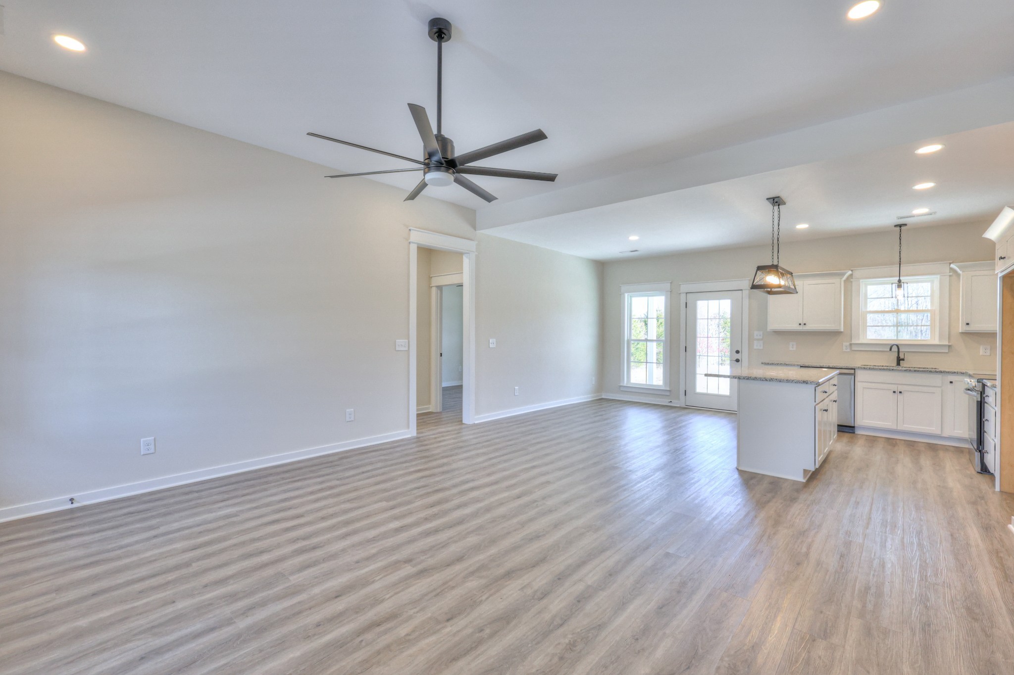 2240 Eugene Reed Road Property Photo 7