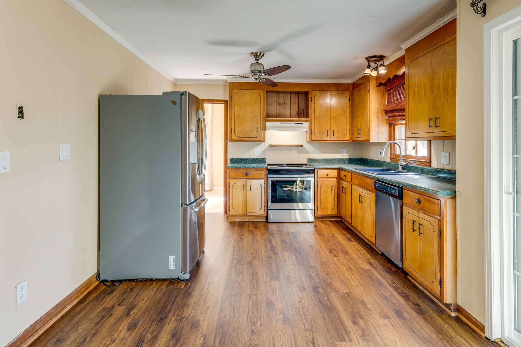 4372 S Carothers Rd Property Photo 16