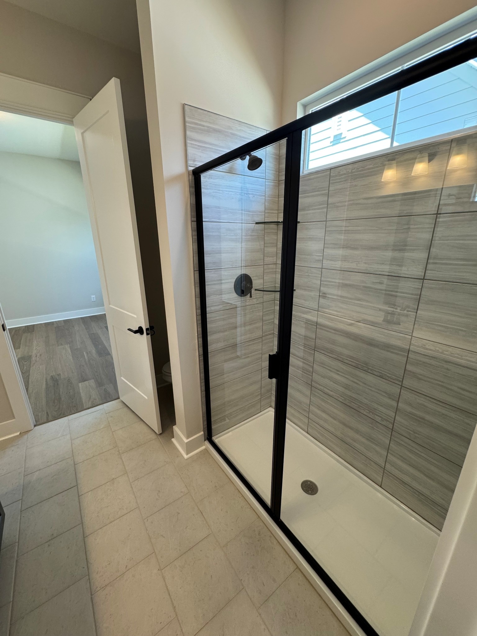 5900 Willoughby Way Property Photo 18