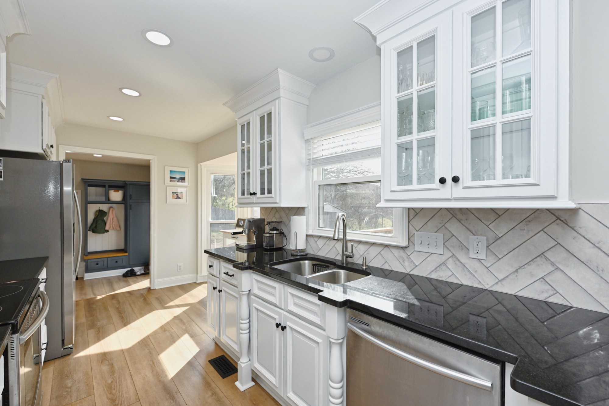 1104 Blythe Ct, E Property Photo 20