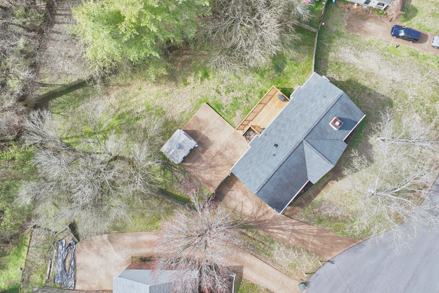 1104 Blythe Ct, E Property Photo 44