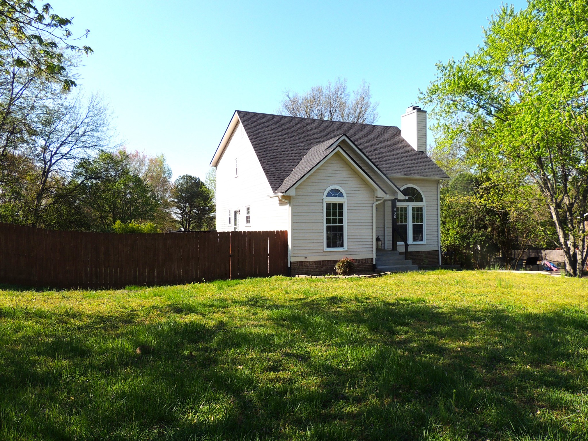 436 Bluff Dr Property Photo 1