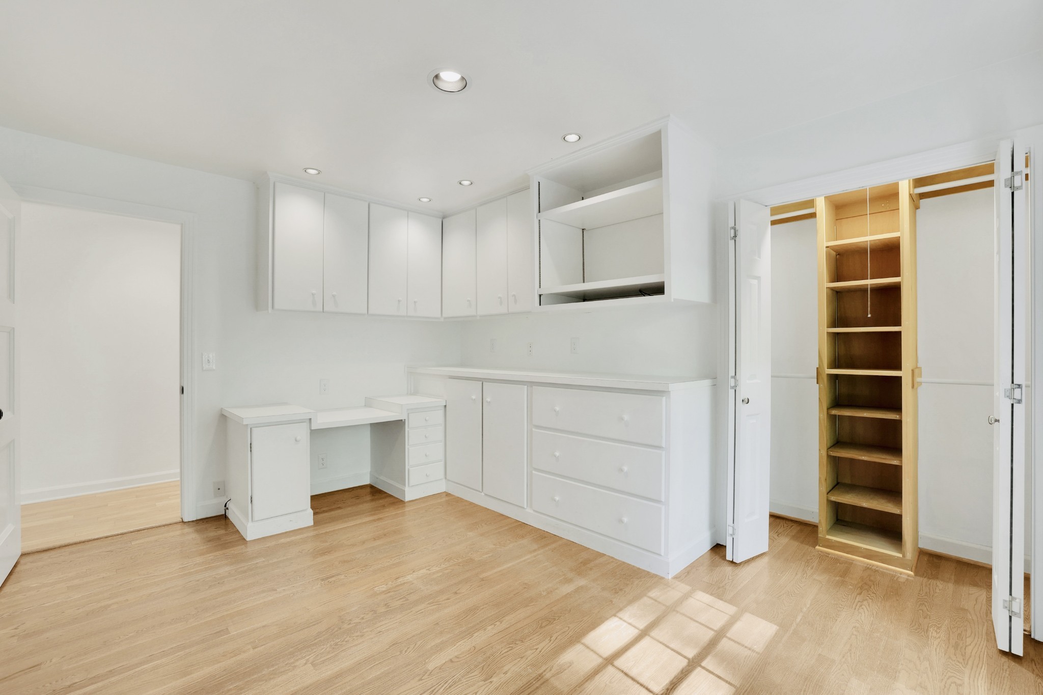 6612 Rolling Fork Drive Property Photo 32